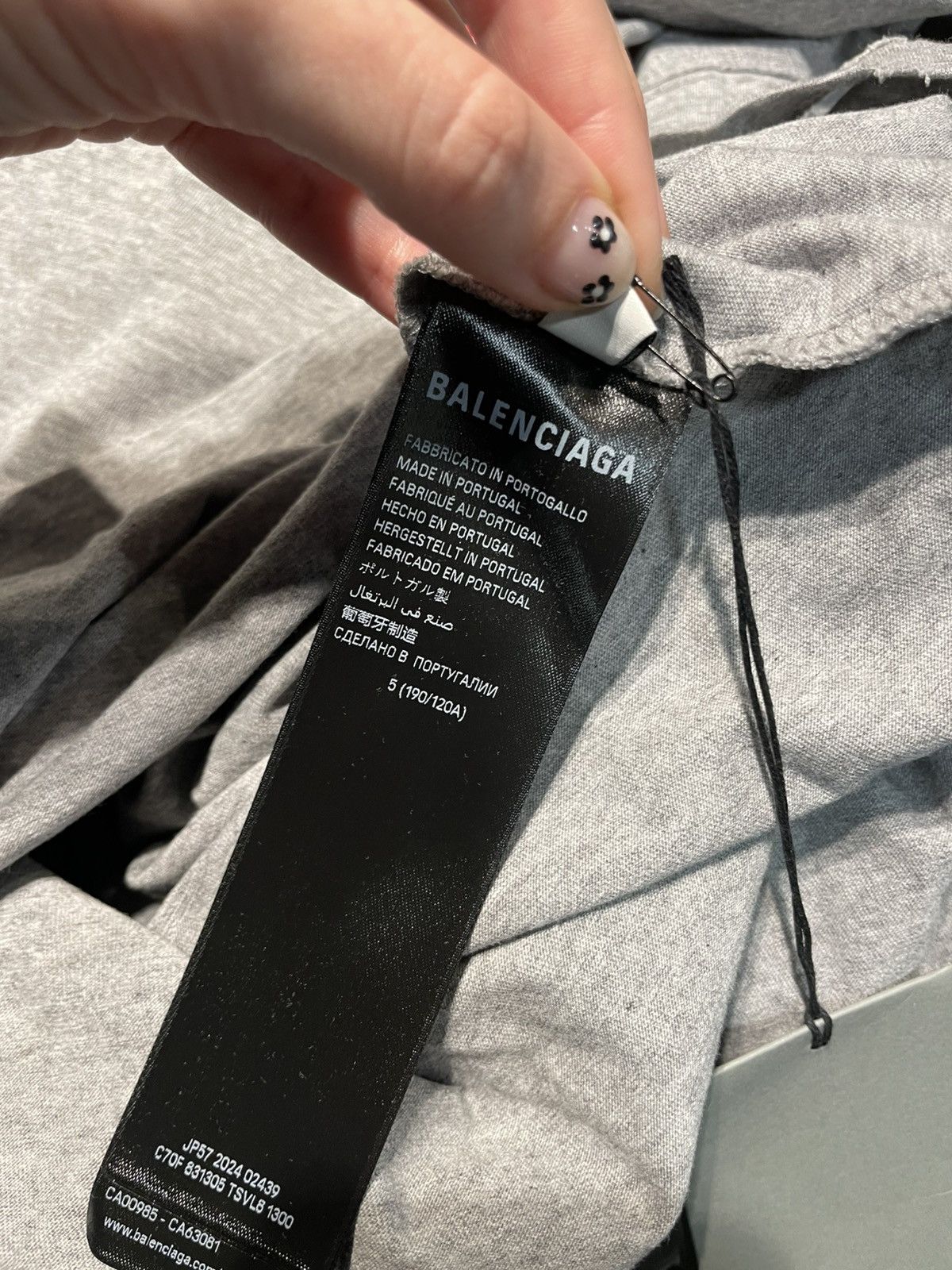Balenciaga International T-shirt Oversized in Heather Size US XXL / EU 58 / 5 - 6 Thumbnail