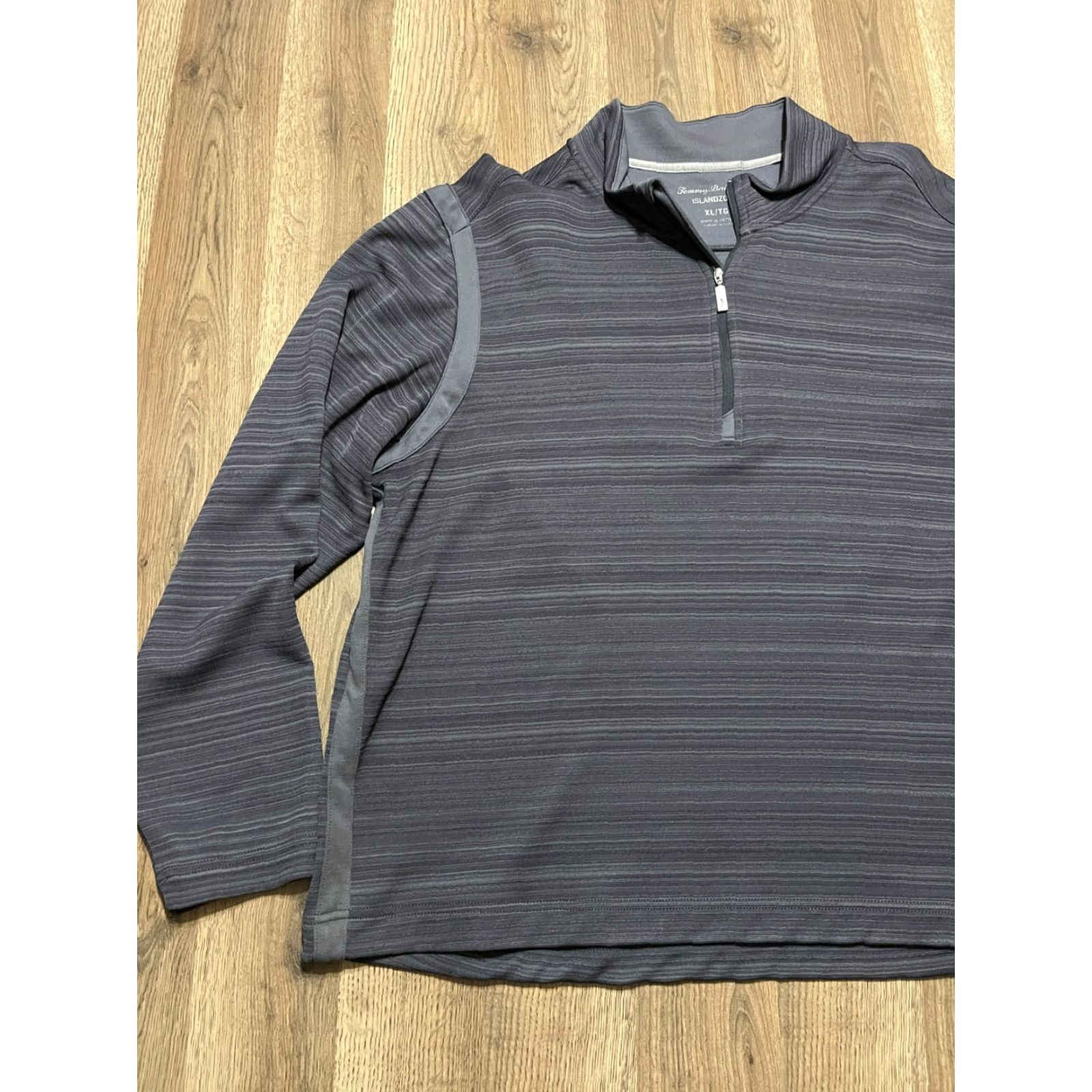 Tommy Bahama Tommy Bahama Sweater Men's XL Black Long Sleeve 1/4 Zip Up Pullover Regular Fit Casual 1/4 Zip Size US XL / EU 56 / 4 - 3 Thumbnail