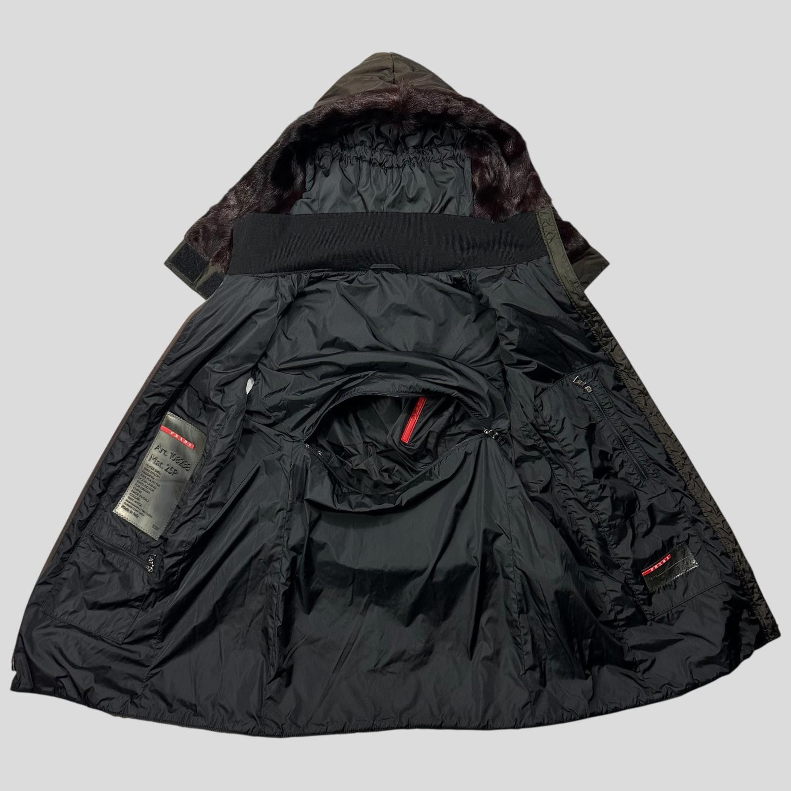 Prada Prada Sport AW00 7 in 1 Nylon Goat Fur Modular Bag Jacket S Size US S / EU 44-46 / 1 - 10 Thumbnail