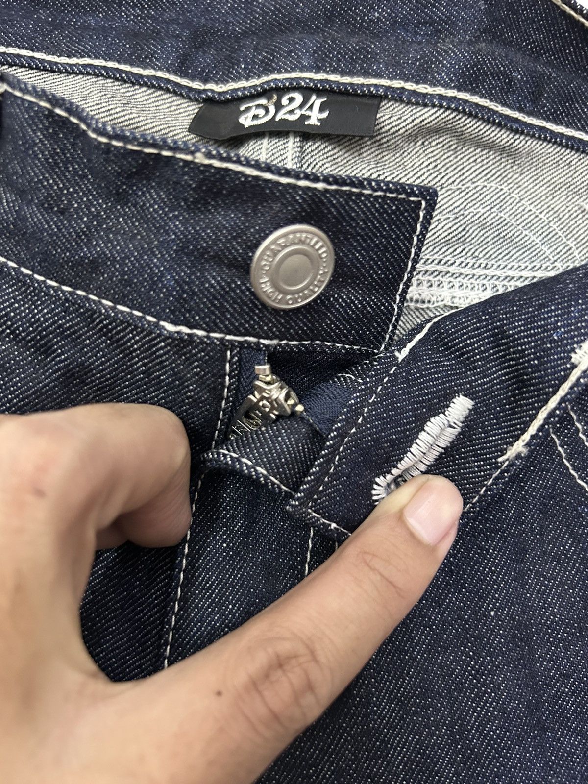 Disney × Japanese Brand Vintage Tokyo Disney D24 Japanese Brand Jeans Size US 31 - 11 Thumbnail