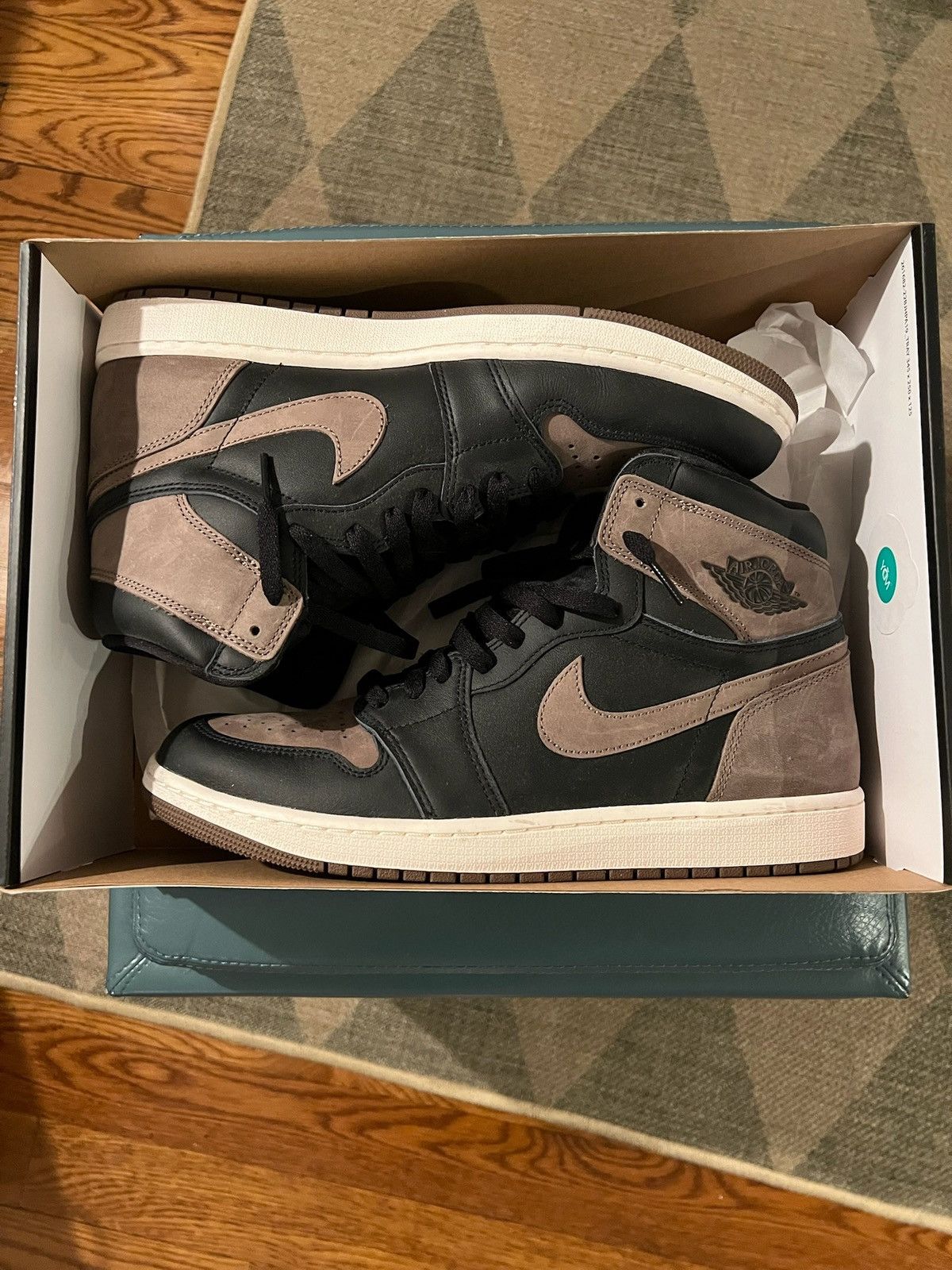 Jordan Brand Jordan 1 Palomino SZ12 Size US 12 / EU 45 - 2 Thumbnail