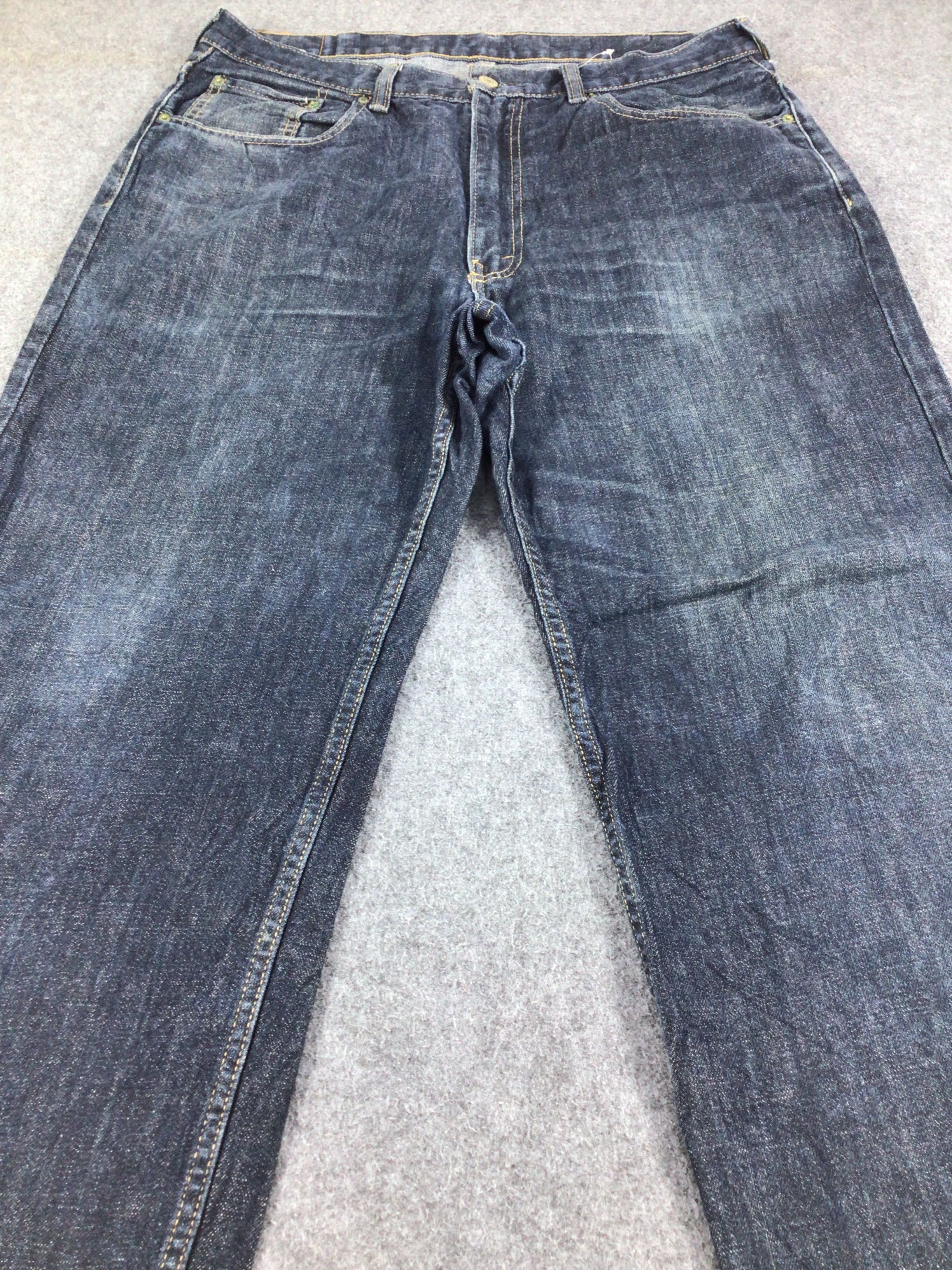 Levi's Vintage 550 Levis Jeans Blue Wash Denim -J817 Size US 36 / EU 52 - 3 Thumbnail