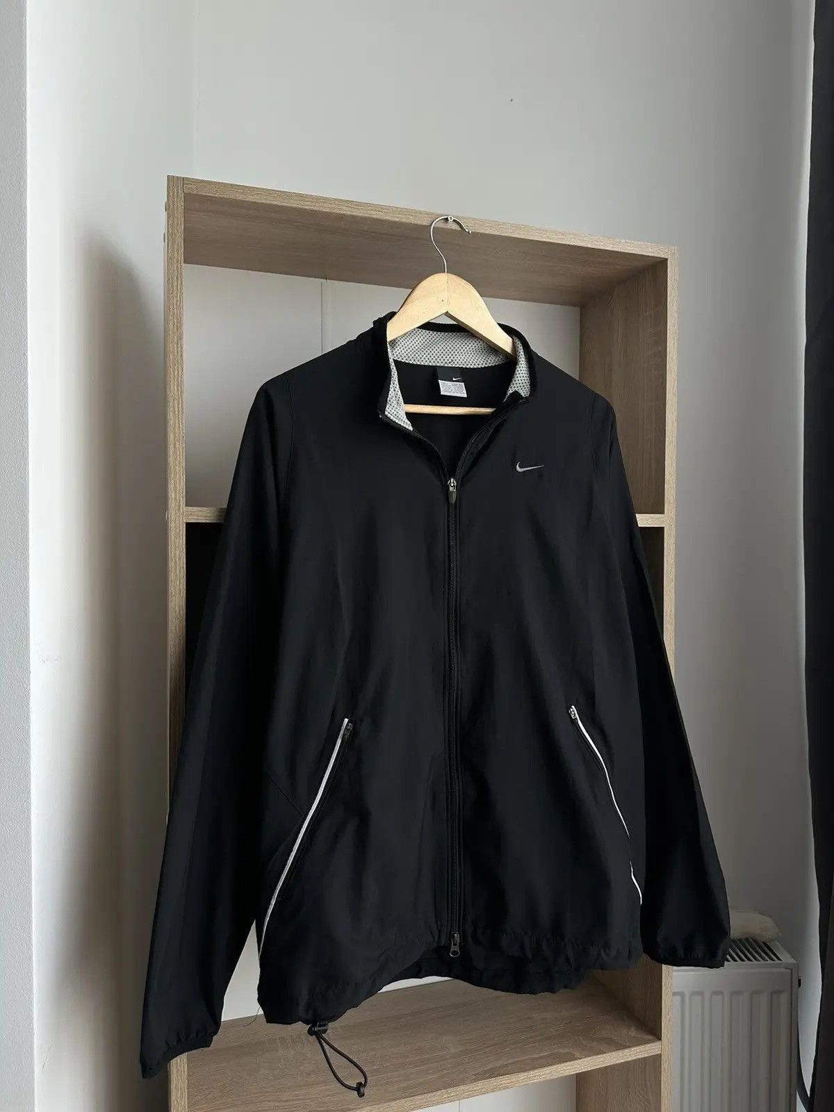 Nike × Nike ACG × Vintage Vintage Nike Black Big Logo Full Zip Light Jacket Size US L / EU 52-54 / 3 - 1 Thumbnail