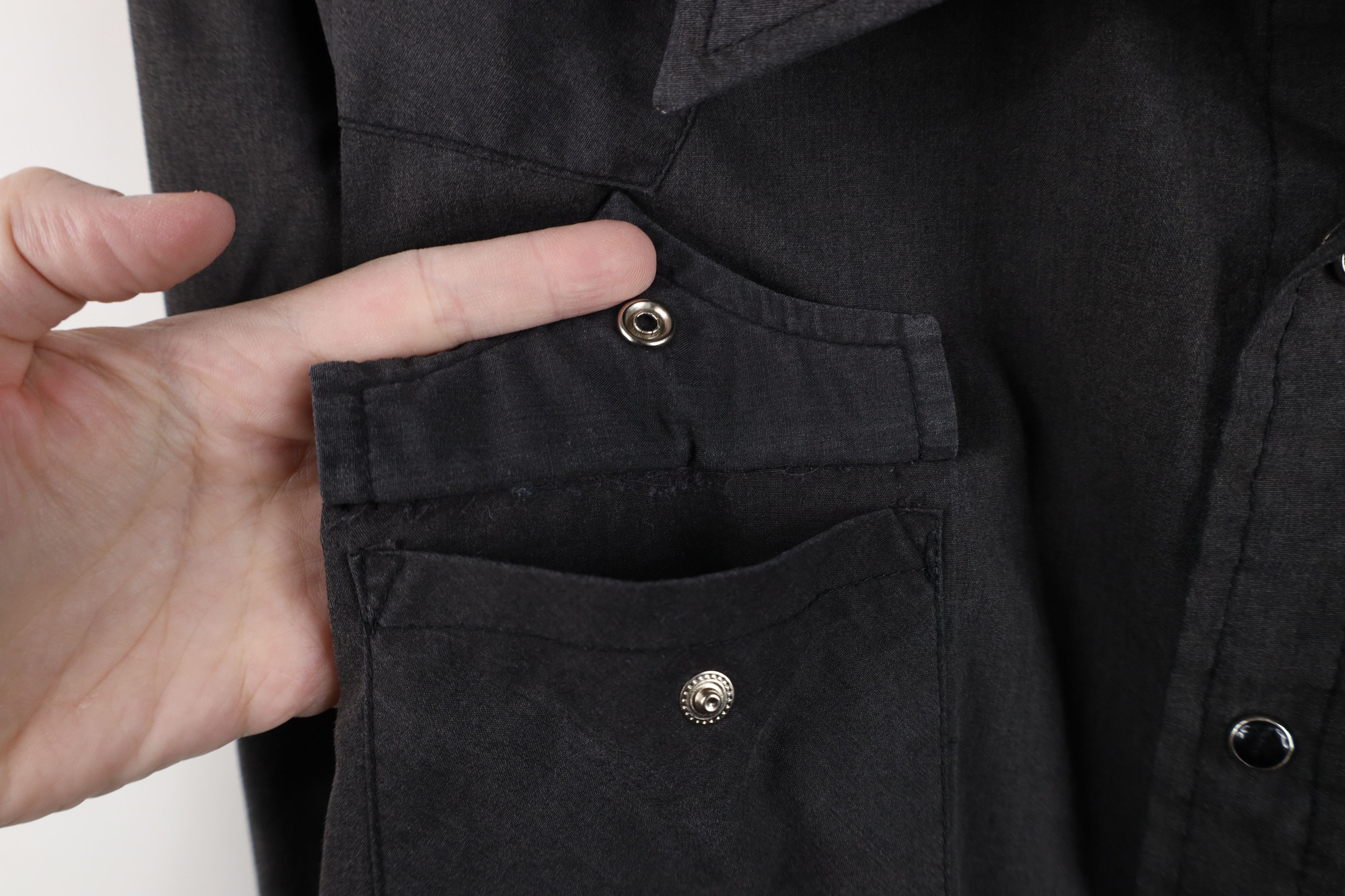 Vintage Vintage 70s Mens Faded Western Rodeo Snap Button Shirt Black Size US XL / EU 56 / 4 - 4 Thumbnail