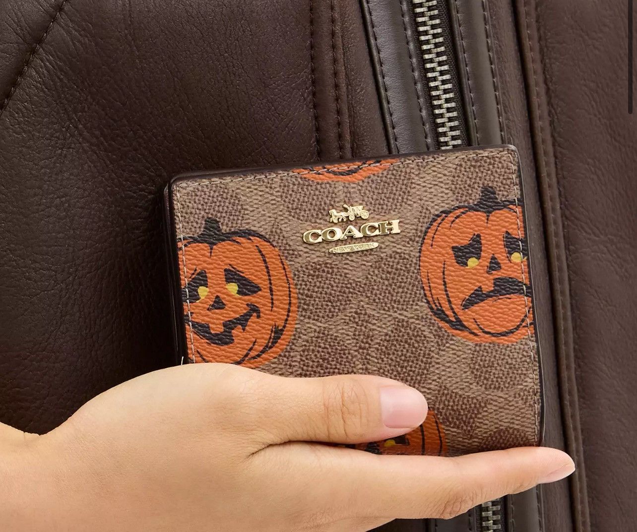 Coach ❤️❤️Coach Snap Wallet In Signature Canvas With Halloween Print Size ONE SIZE - 1 Thumbnail