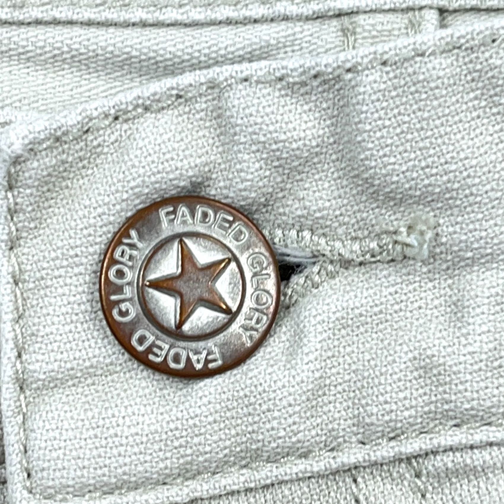 Faded Glory VINTAGE Faded Glory Cargo Shorts Women 16 Tan Brown Cotton 100% Casual Activewear Army 2000s Mens Womens Girls Boys Size 38" / US 16 / IT 52 - 7 Thumbnail