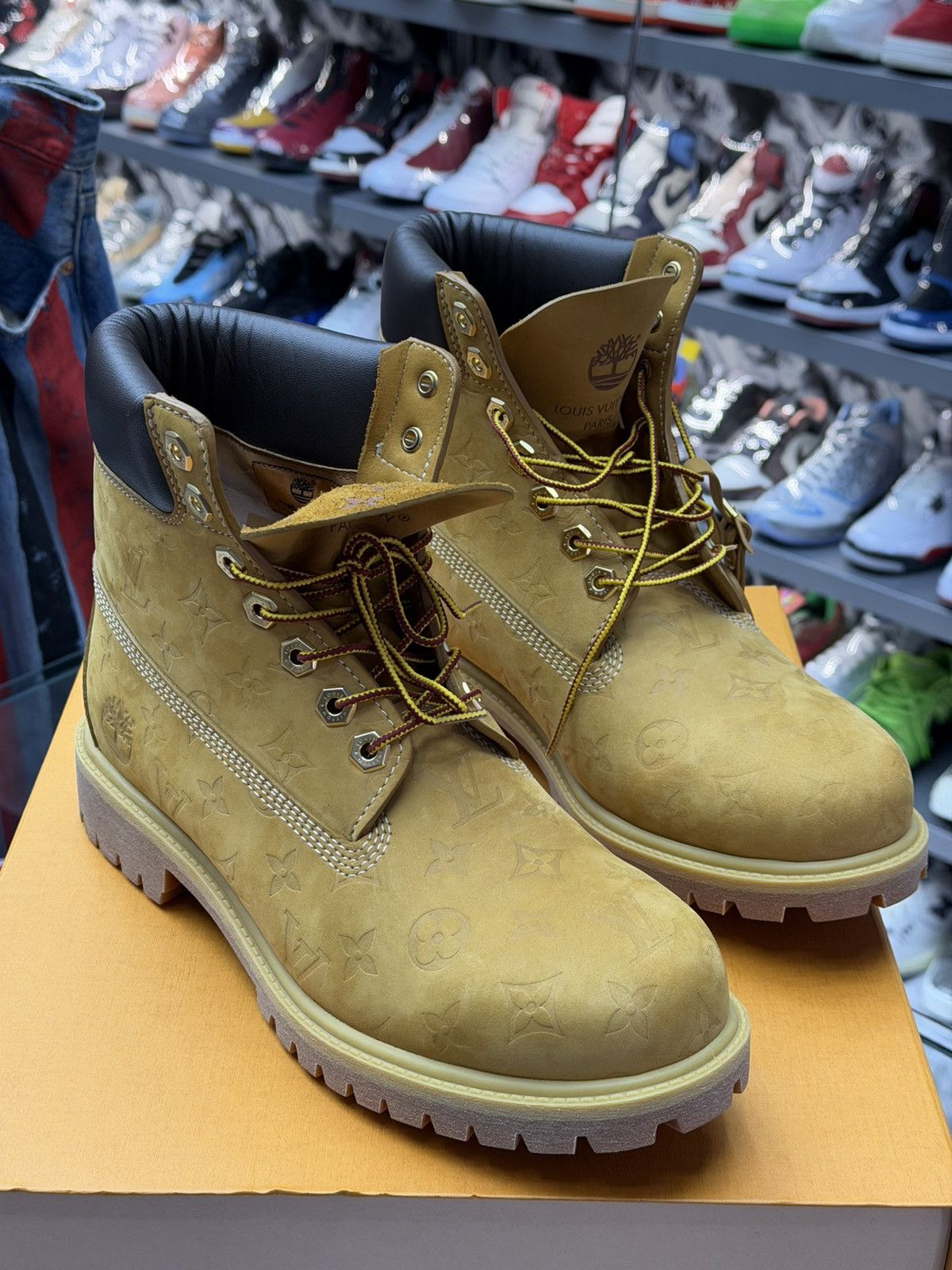 Louis Vuitton Louis Vuitton x Timberland Ankle Boots Size US 10 / EU 43 - 1 Thumbnail