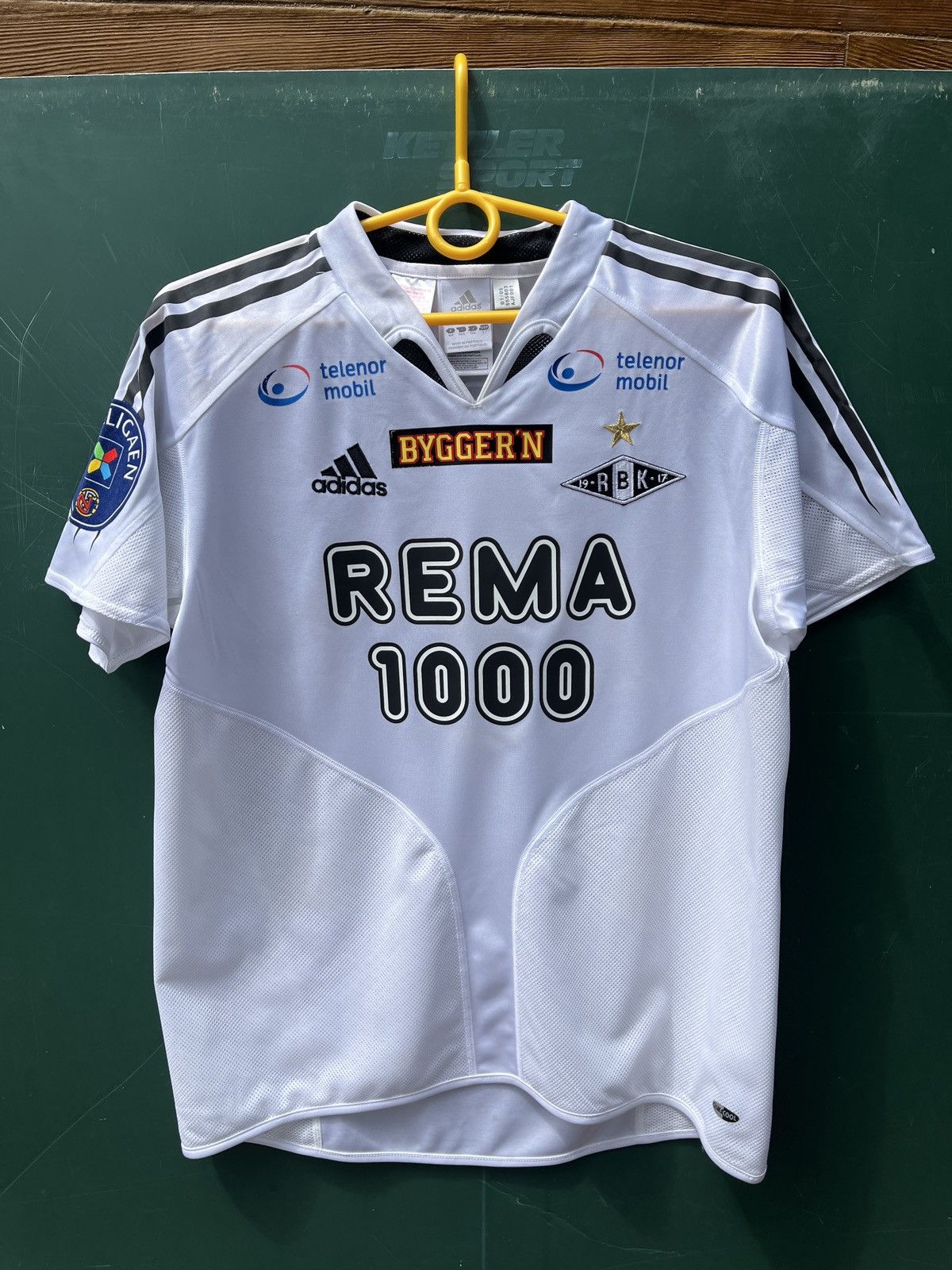 Other Adidas RBK Rosenbourg soccer jersey with autographs Size US L / EU 52-54 / 3 - 1 Thumbnail