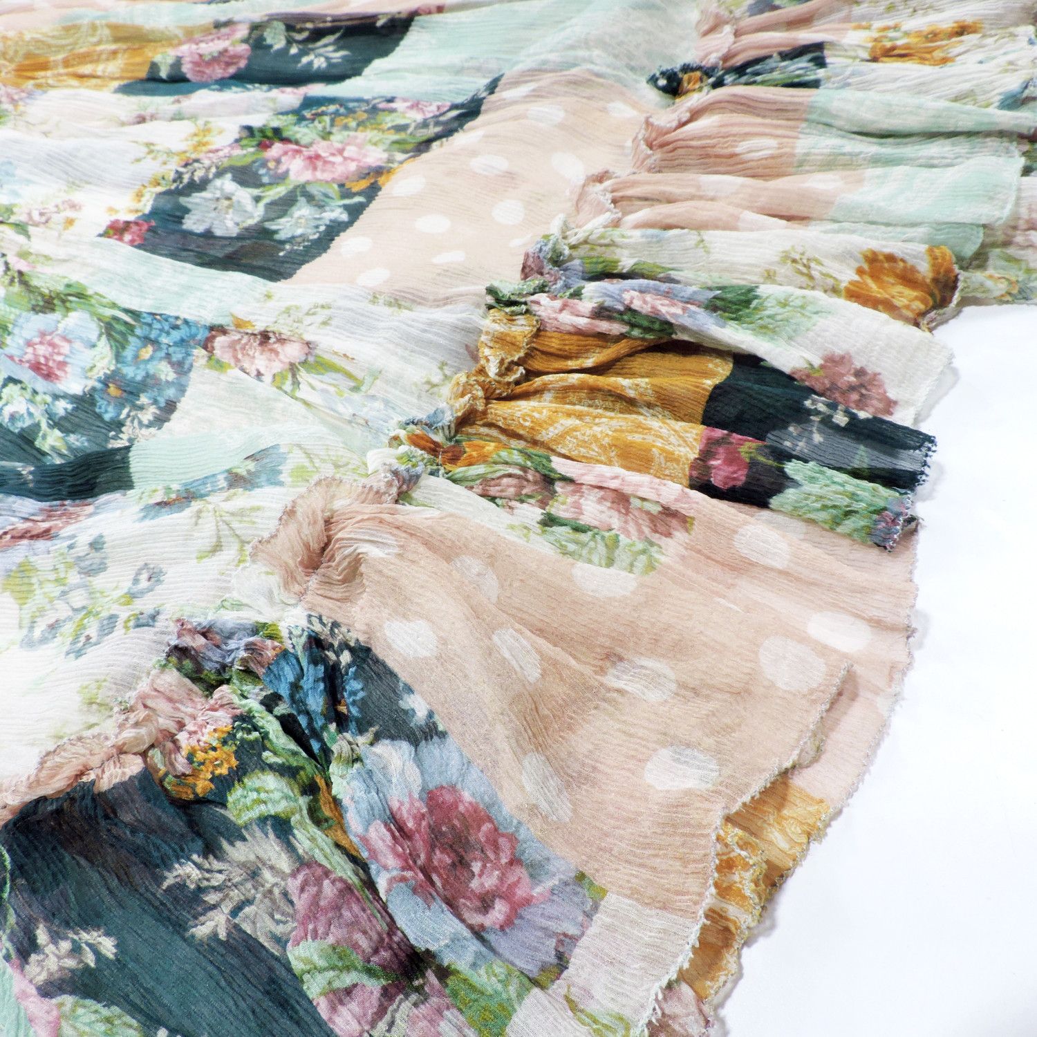 Zimmermann ZIMMERMANN PATCHWORK FLORAL PRINT SILK BLOUSE Size XS / US 0-2 / IT 36-38 - 11 Thumbnail