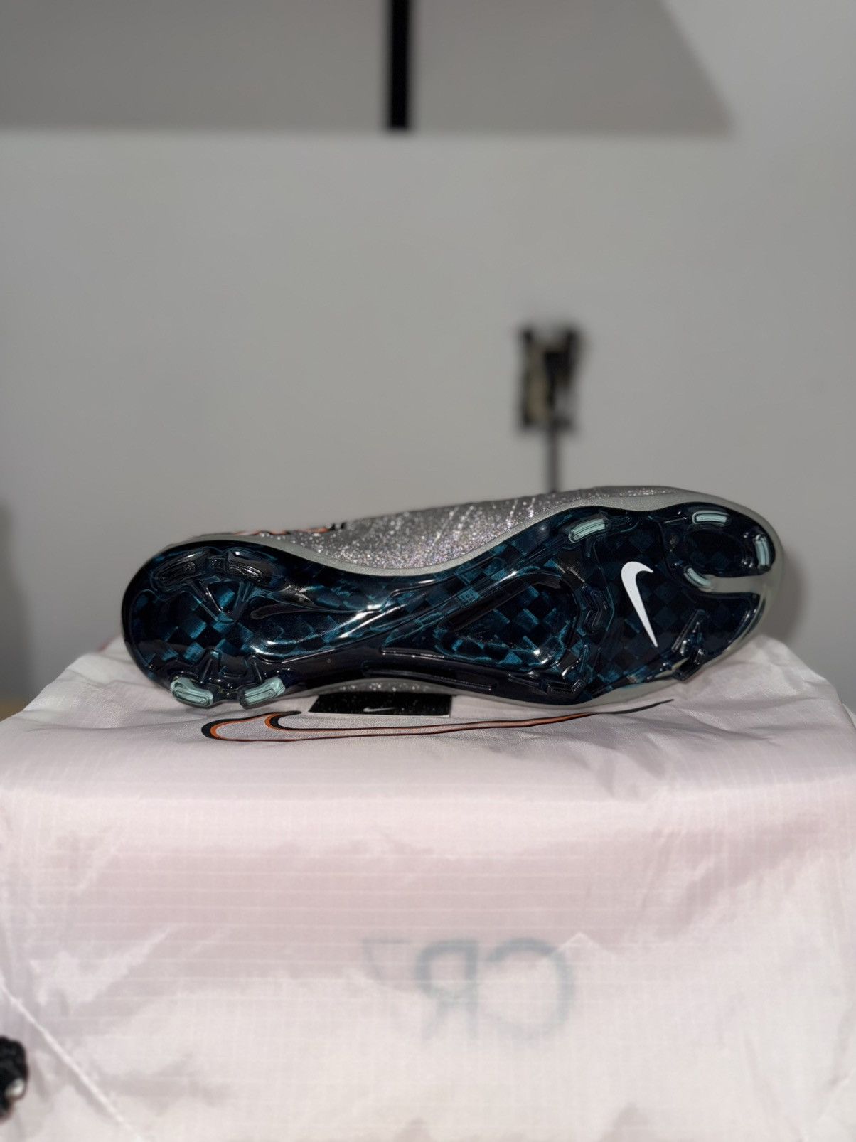 Nike Nike Mercurial Superfly IV CR7 Silverware - FG Size US 10.5 / EU 43-44 - 13 Thumbnail