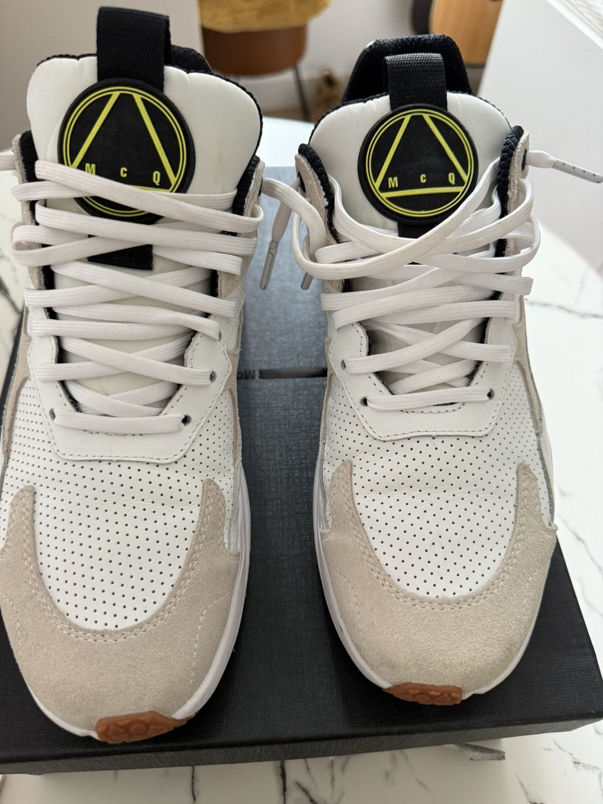 Alexander McQueen McQ Alexander McQueen White and Black Daku Sneakers Size US 10 / EU 43 - 1 Thumbnail
