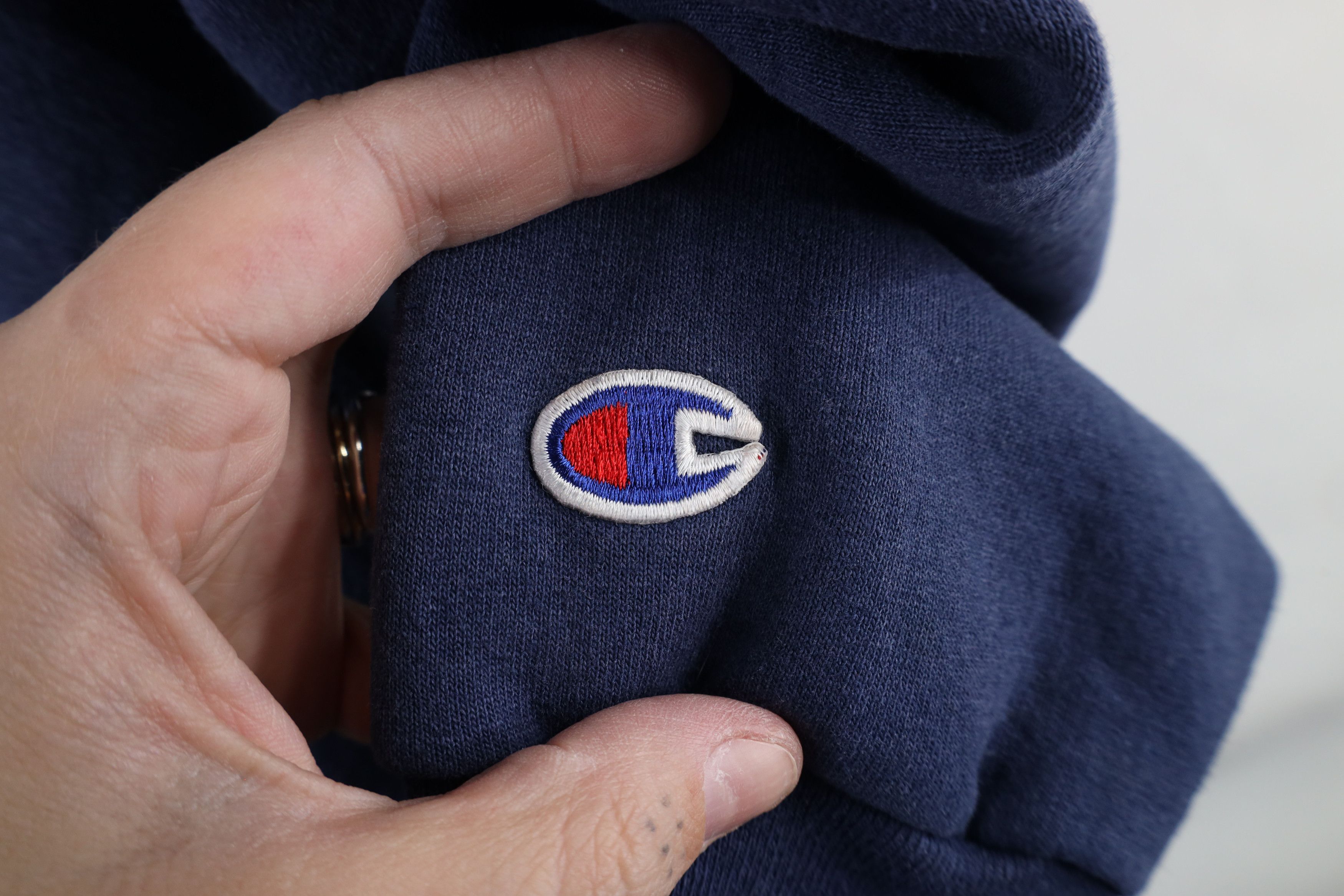 Champion × Vintage Vintage 90s Champion Spell Out Crewneck Sweatshirt Blue Size US L / EU 52-54 / 3 - 5 Thumbnail