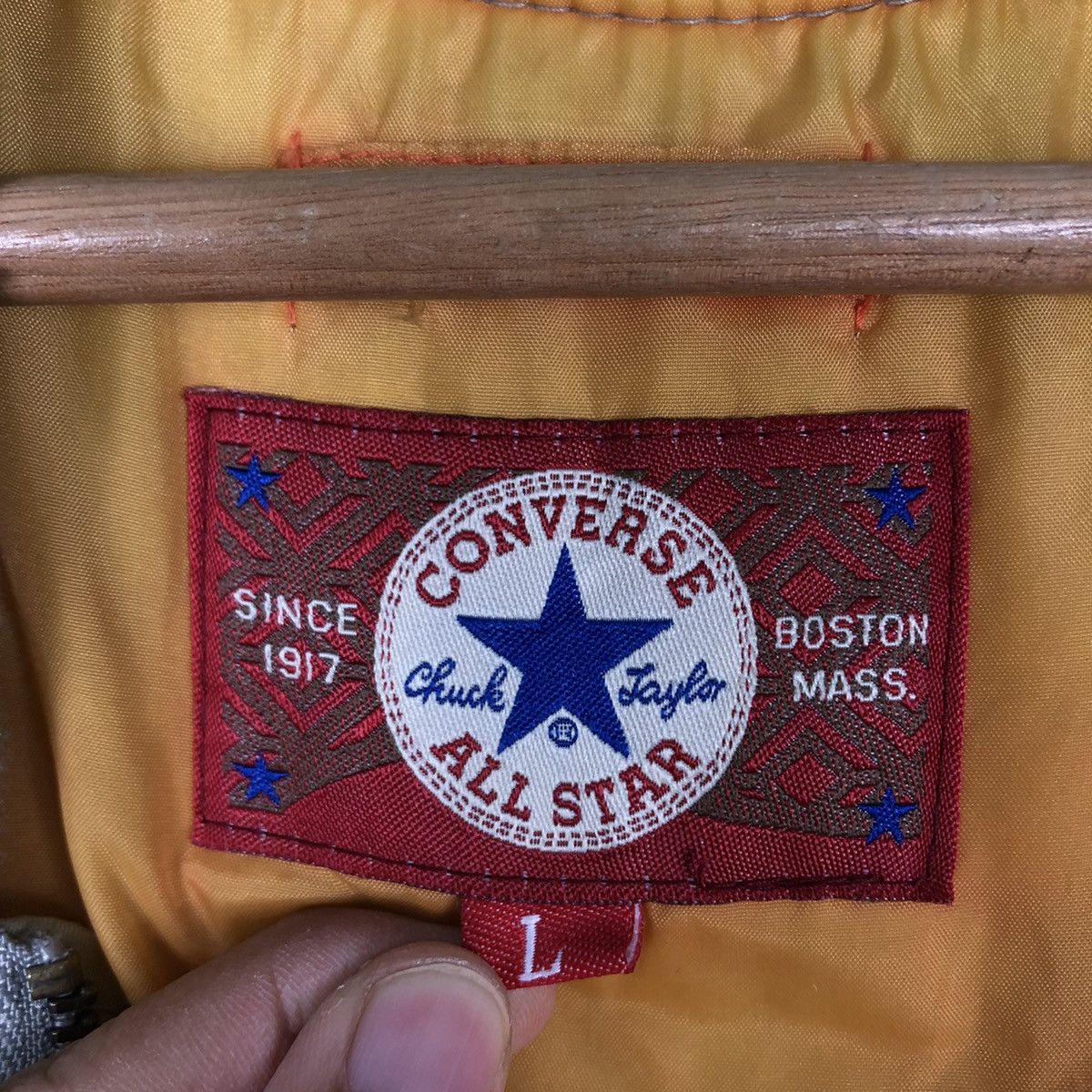 Japanese Brand 🔥90’s Riot Riot Vintage Bomber Jacket Converse Buston Mass Size US L / EU 52-54 / 3 - 15 Thumbnail