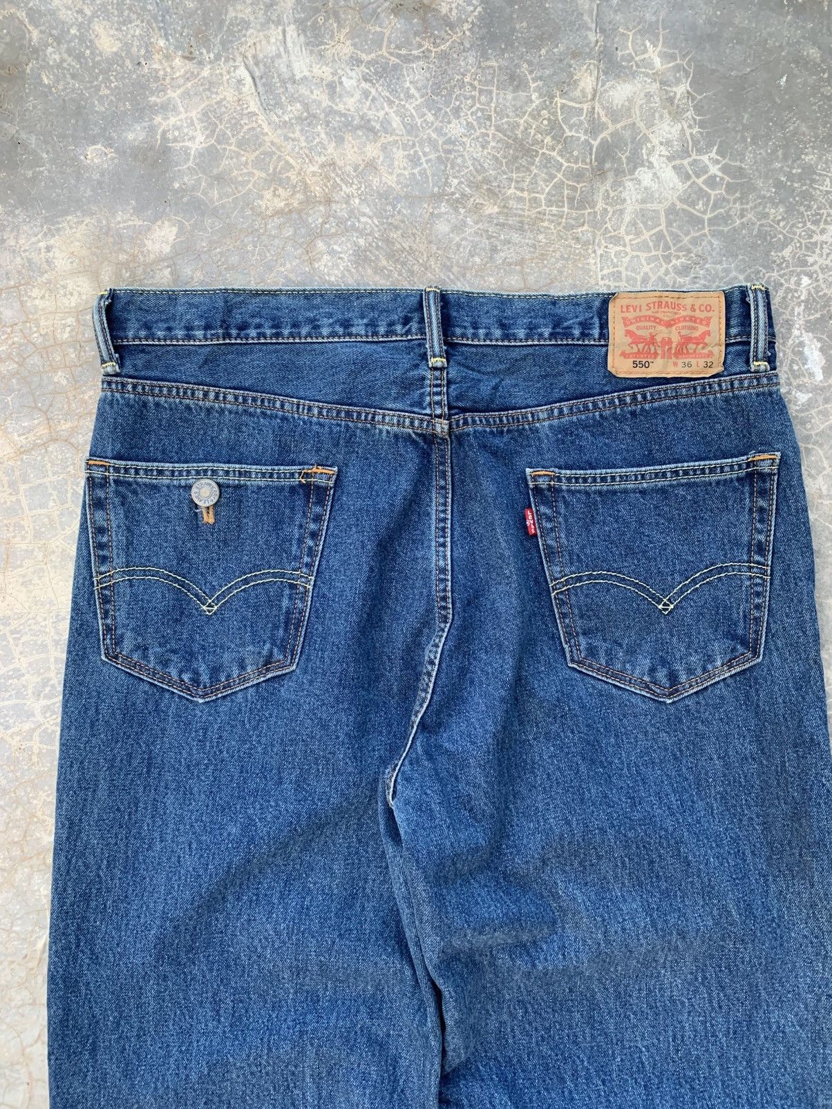 Levi's indigo blue jeans Levi's 550 Size US 36 / EU 52 - 6 Thumbnail