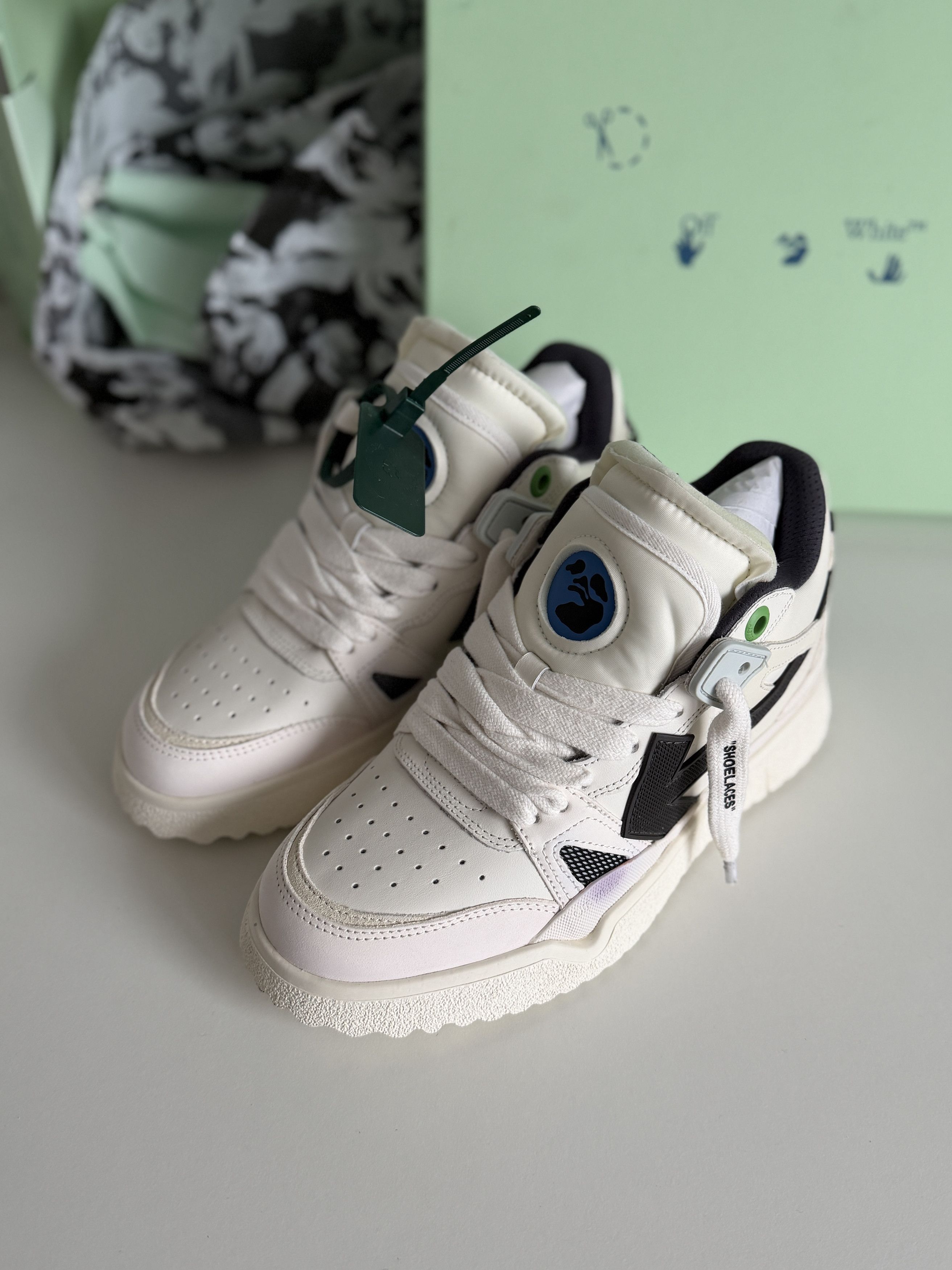 Off-White Off White Sneakers Size 39 ( womens ) Size US 6 / EU 39 - 2 Thumbnail