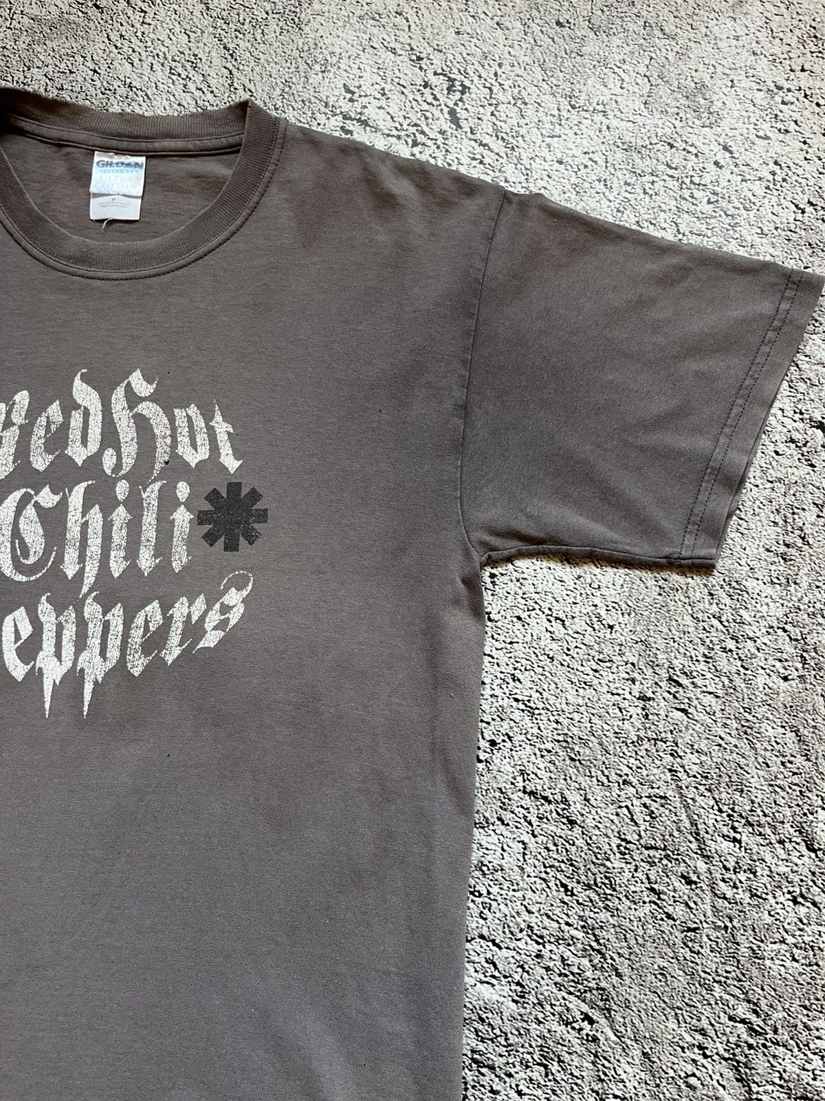 Gildan Red Hot Chili Peppers Band T-Shirt Gildan Heavy Cotton Size US M / EU 48-50 / 2 - 3 Thumbnail