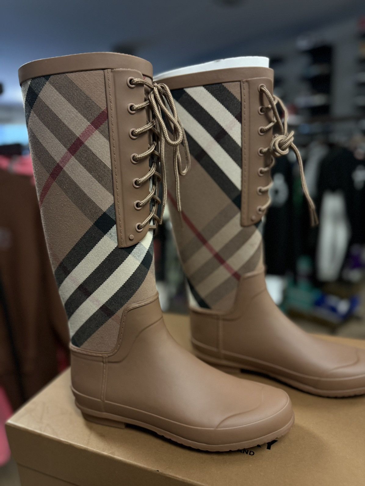 Burberry Vintage Check Canvas & Rubber Rain Boot In Brown 38EU/8US Size US 8 / IT 38 - 2 Thumbnail