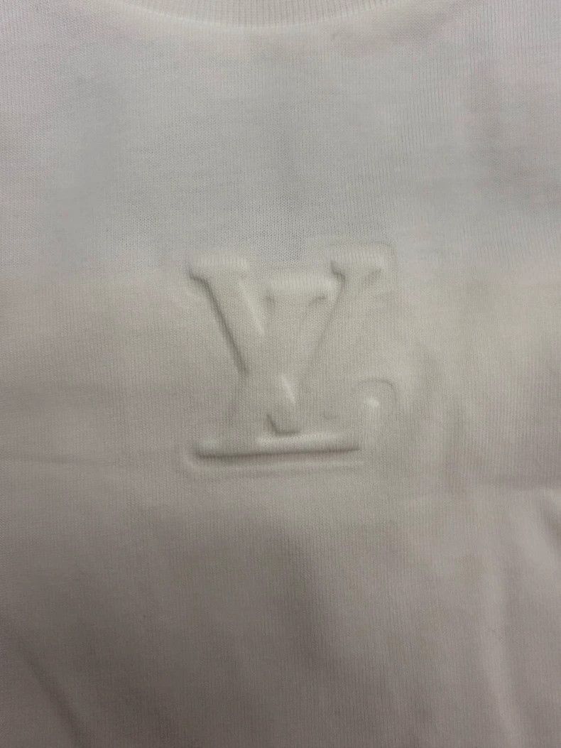 Louis Vuitton Louis Vuitton Solid Logo Crew Neck Casual Short Sleeve Size US XL / EU 56 / 4 - 3 Thumbnail