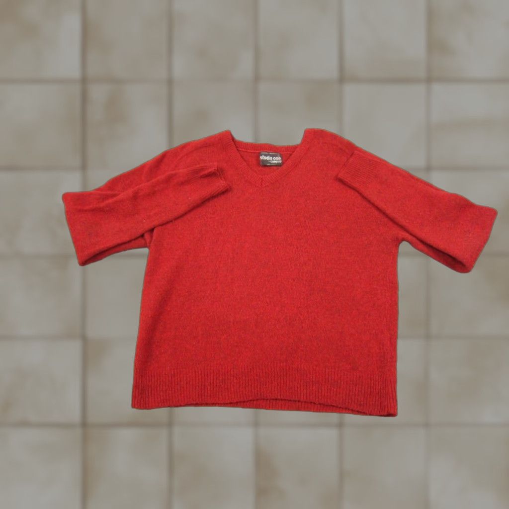 Vintage VINTAGE Studio One Sweater Mens L Red Wool V-Neck Made in USA Disco Size US L / EU 52-54 / 3 - 1 Thumbnail