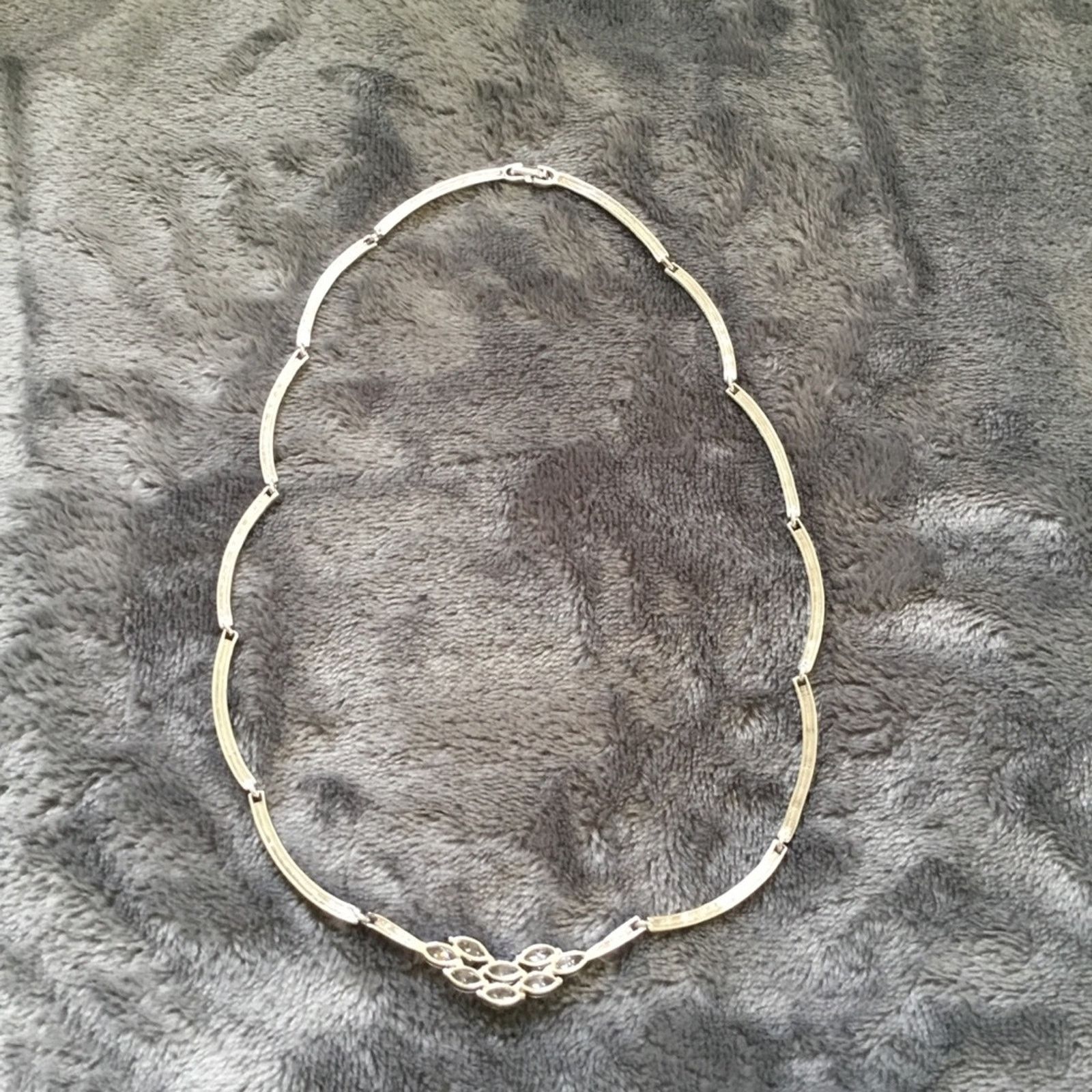 Other Sterling Silver Oval Flower Crystal Statement Necklace Size ONE SIZE - 6 Thumbnail