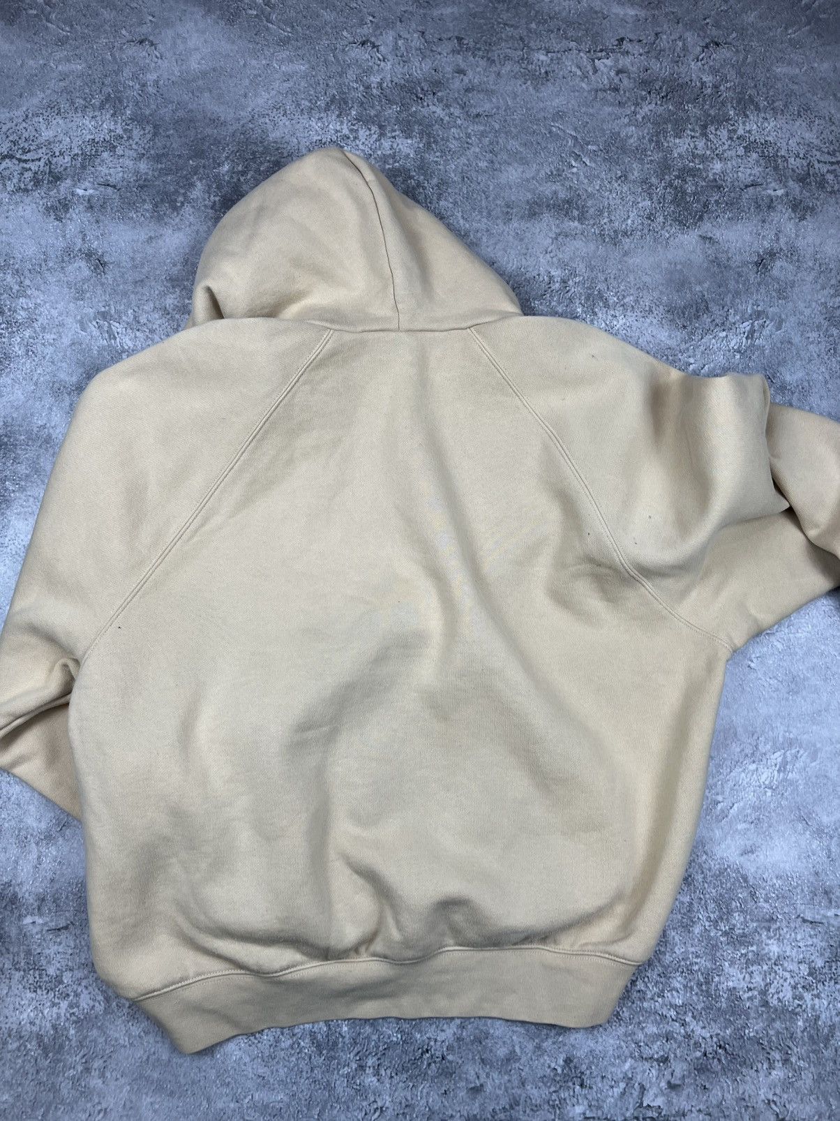 Fear of God Fear of God Eesentials Beige Hoodie Mens Oversized Size US M / EU 48-50 / 2 - 8 Thumbnail