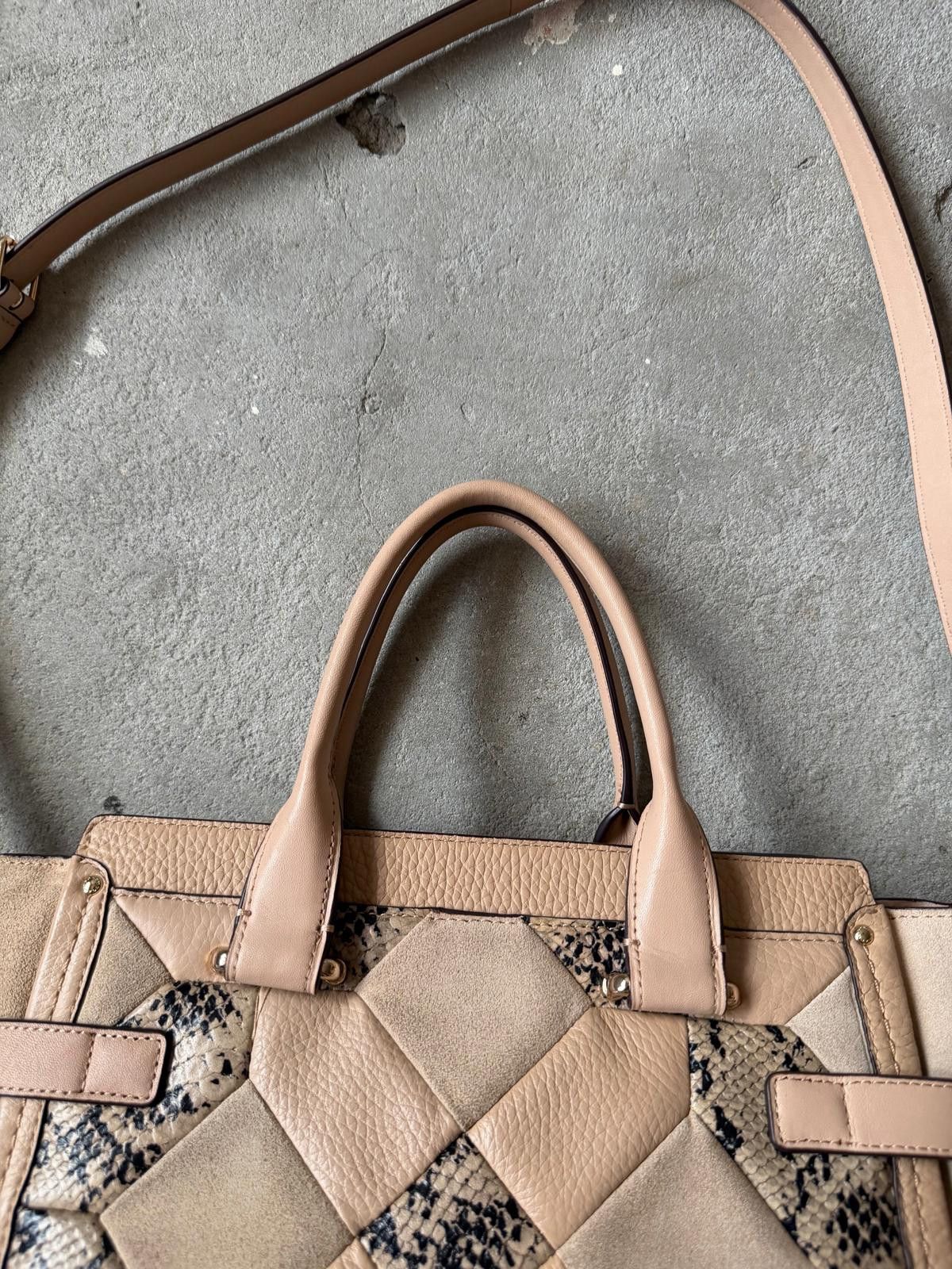Coach Coach 2Way Swagger Embossed Patchwork Shoulder Bag Beige Size ONE SIZE - 9 Thumbnail