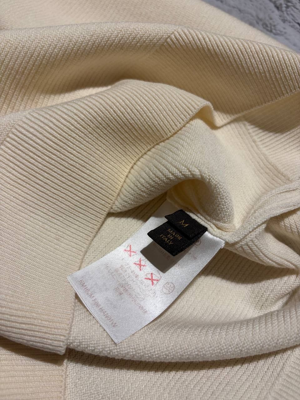 Louis Vuitton Louis Vuitton Kim Jones Era Textured Off-White Crewneck Size US M / EU 48-50 / 2 - 4 Thumbnail