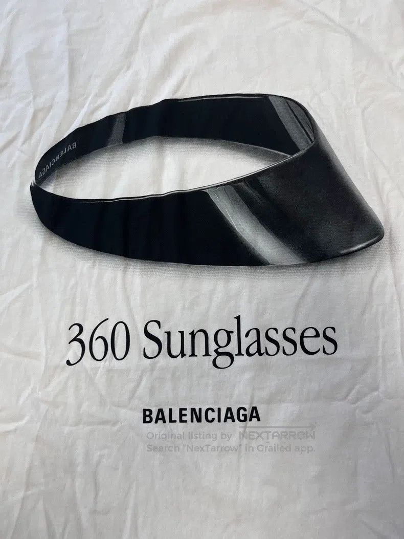Other Balenciaga Floral Round Neck Short Sleeve T-Shirt Size US S / EU 44-46 / 1 - 3 Thumbnail