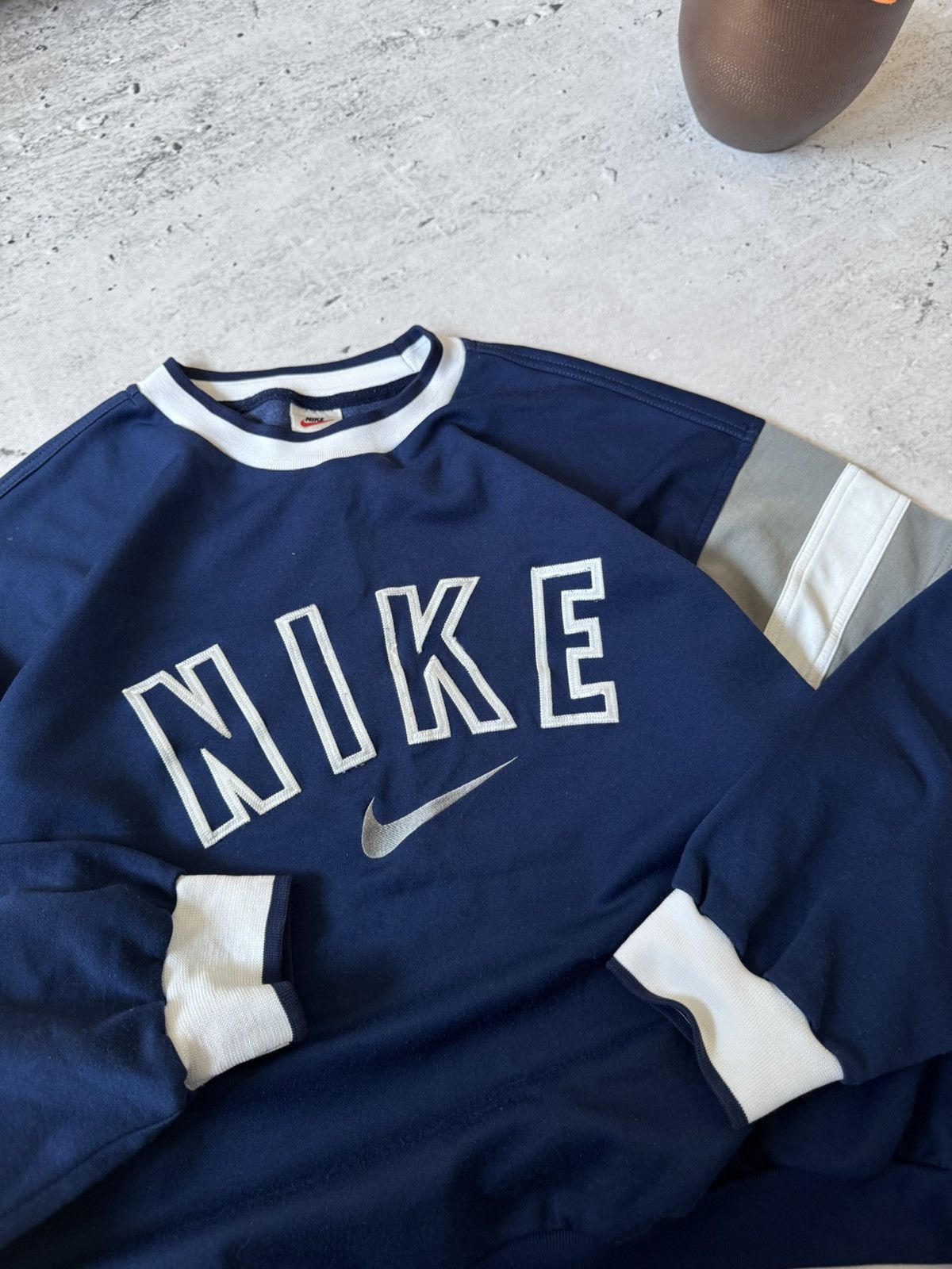 Nike × Vintage NIKE VINTAGE 00s y2k OVERSIZE BAGGY SWEATSHIRT CENTER LOGO Size US L / EU 52-54 / 3 - 4 Thumbnail