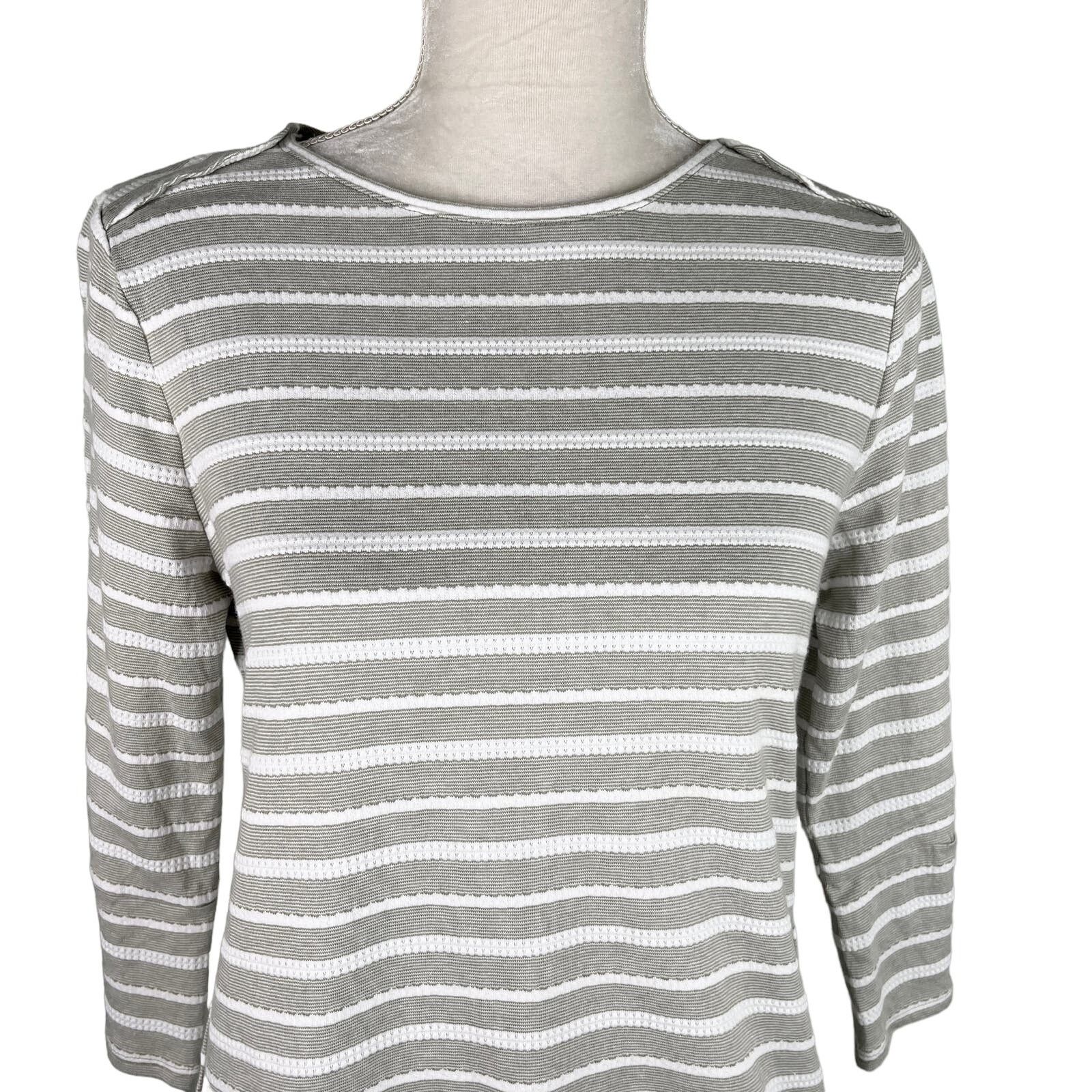 Other Chico's Zenergy Textured Top S 4-6 Gray White Stripe 0 New Size S / US 4 / IT 40 - 4 Thumbnail