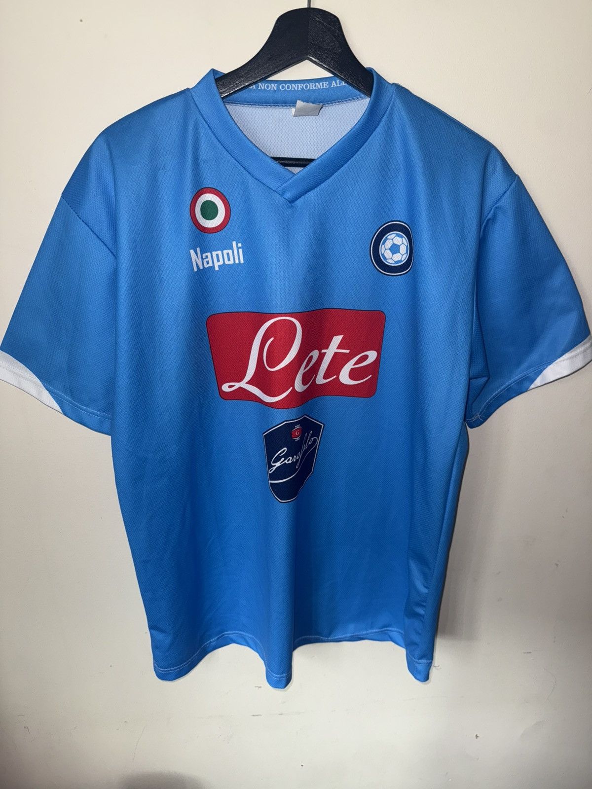 Vintage Napoli Jersey Kit #9 Higuain Size US M / EU 48-50 / 2 - 1 Thumbnail