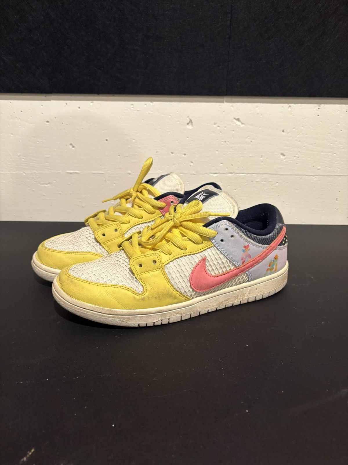 Nike Nike SB dunk Low “Be True” size 9 Mens Size US 9 / EU 42 - 1 Thumbnail