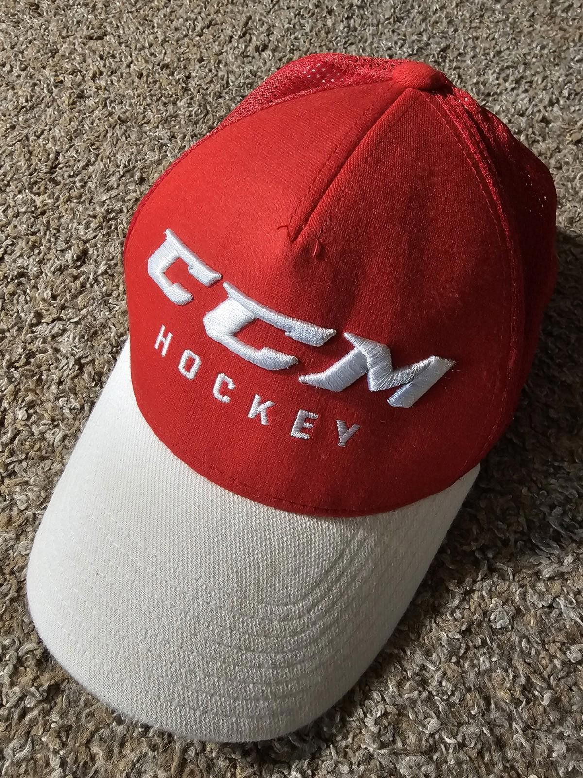Ccm CCM Hockey Snapback Red White Hat Size ONE SIZE - 1 Thumbnail