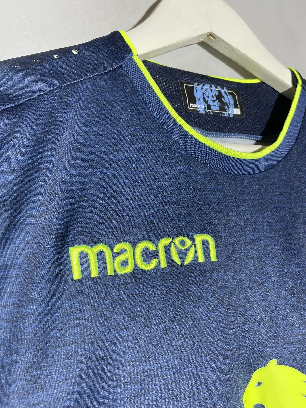 Macron TSV 1860 München Hummel 2018/19 Away Y2k Football Shirt Size US S / EU 44-46 / 1 - 5 Thumbnail