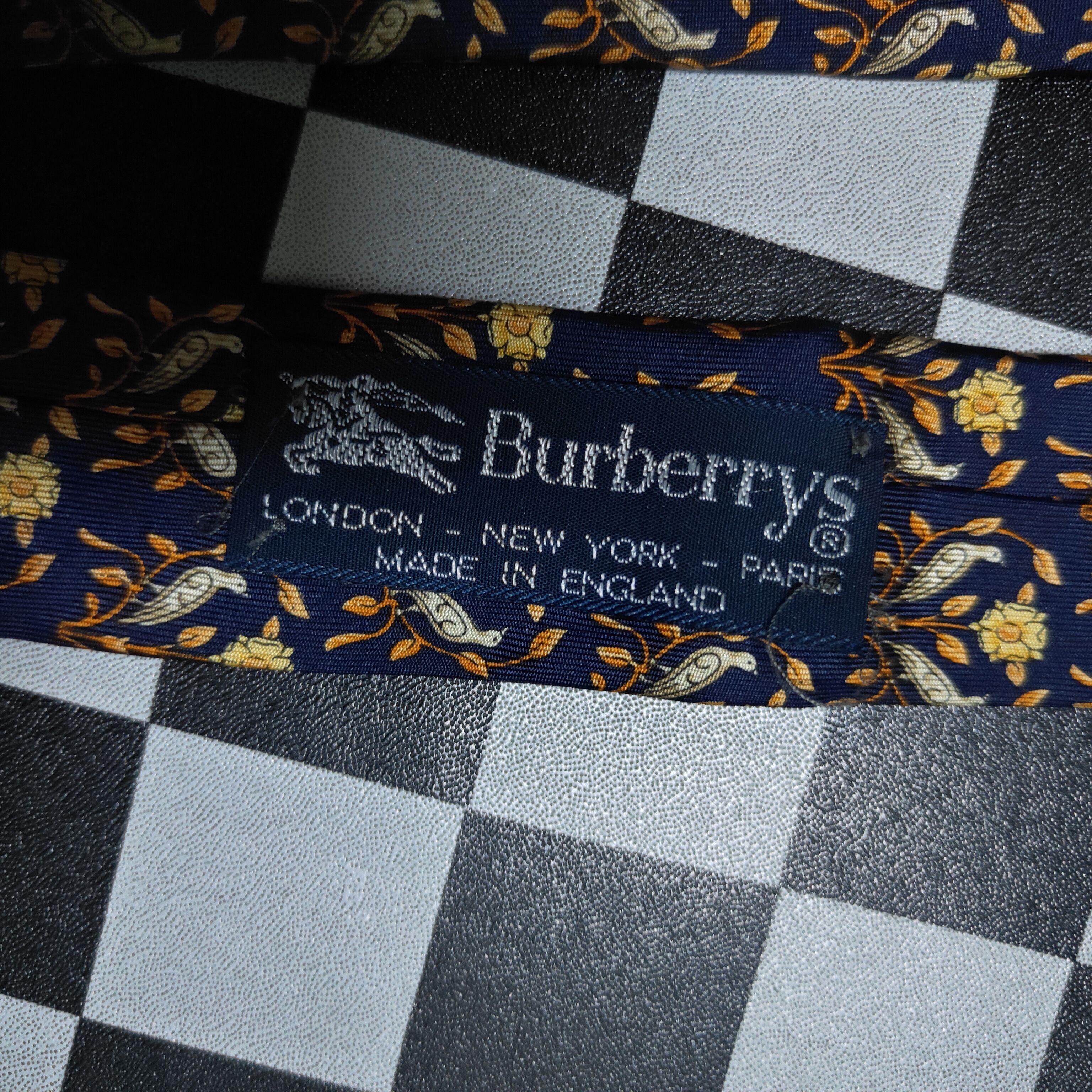 Burberry Burberrys Tie Size ONE SIZE - 2 Thumbnail
