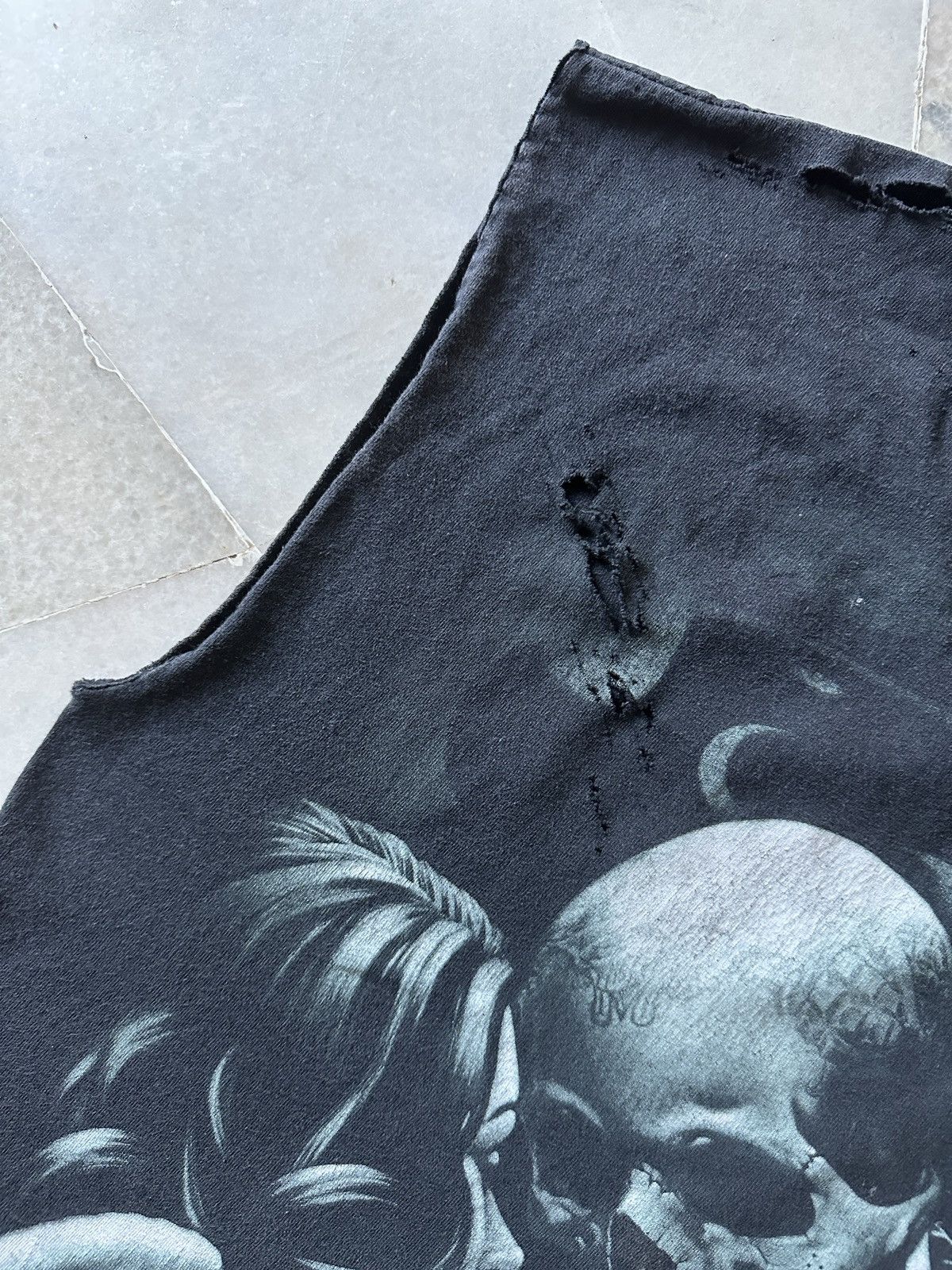 Japanese Brand OG ABEL SKULLS ART THRASHED TOP TANK SHIRT Size US XL / EU 56 / 4 - 5 Thumbnail