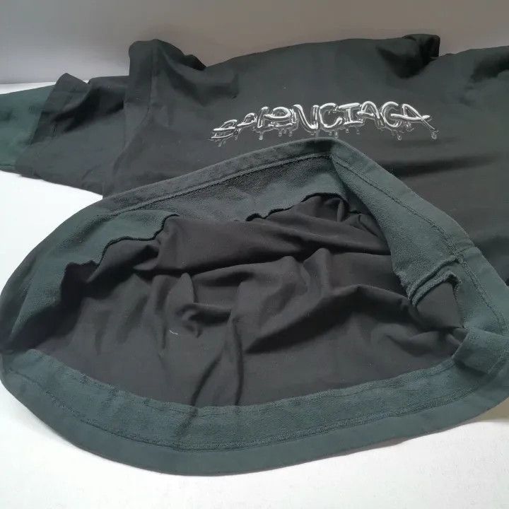 Balenciaga Balenciaga Balenciaga SS22 Slim Series Graphic Hoodie -250 Size US M / EU 48-50 / 2 - 8 Thumbnail