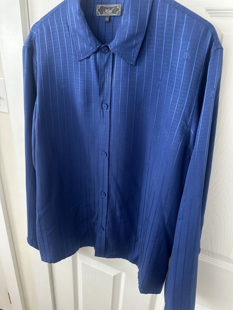 Kith Kith Crest Logo Boxy Collared Silk Overshirt - Bow Blue Size US XL / EU 56 / 4 - 6 Thumbnail