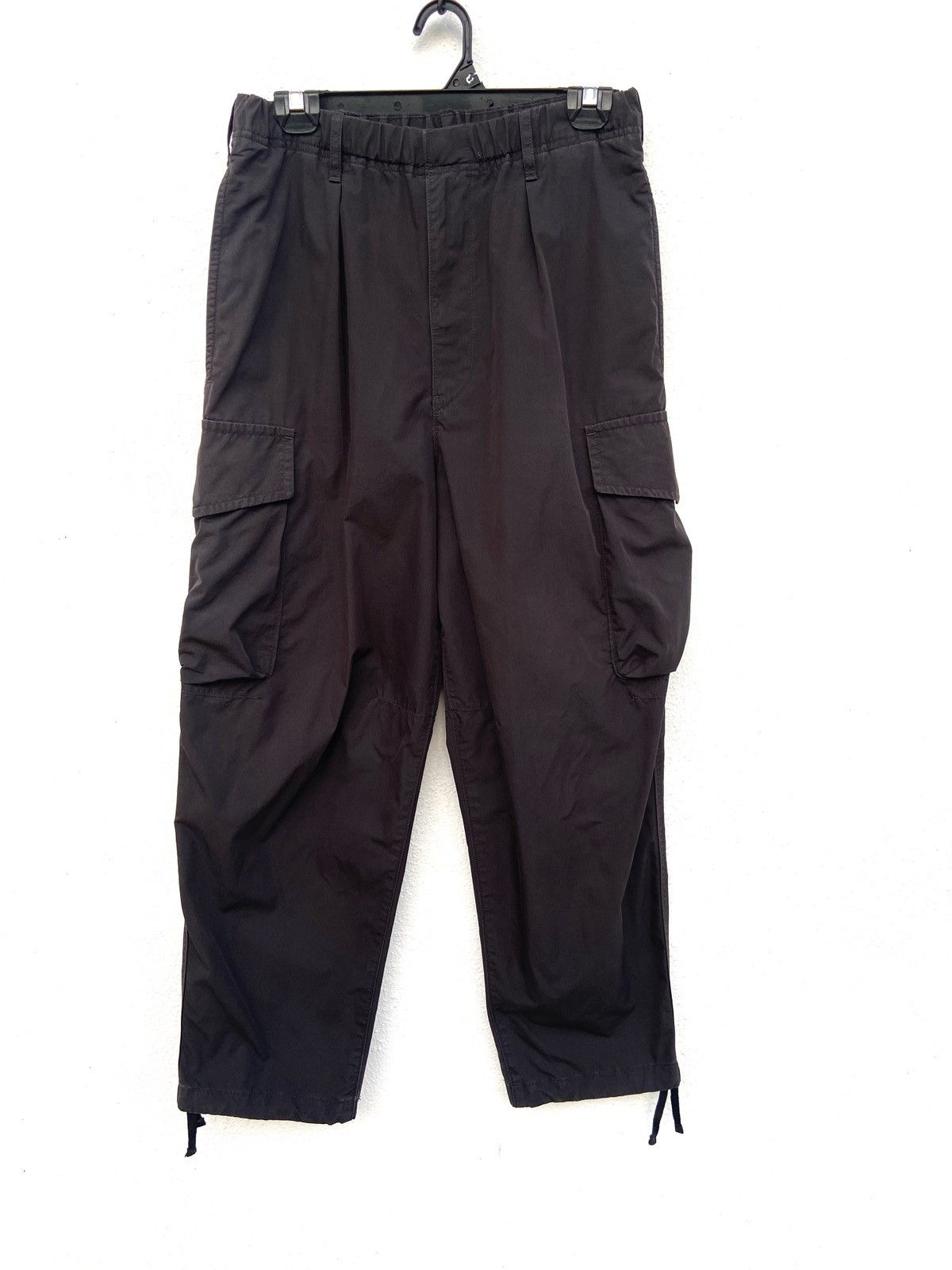 Uniqlo Uniqlo cargo pants Size US 30 / EU 46 - 1 Thumbnail