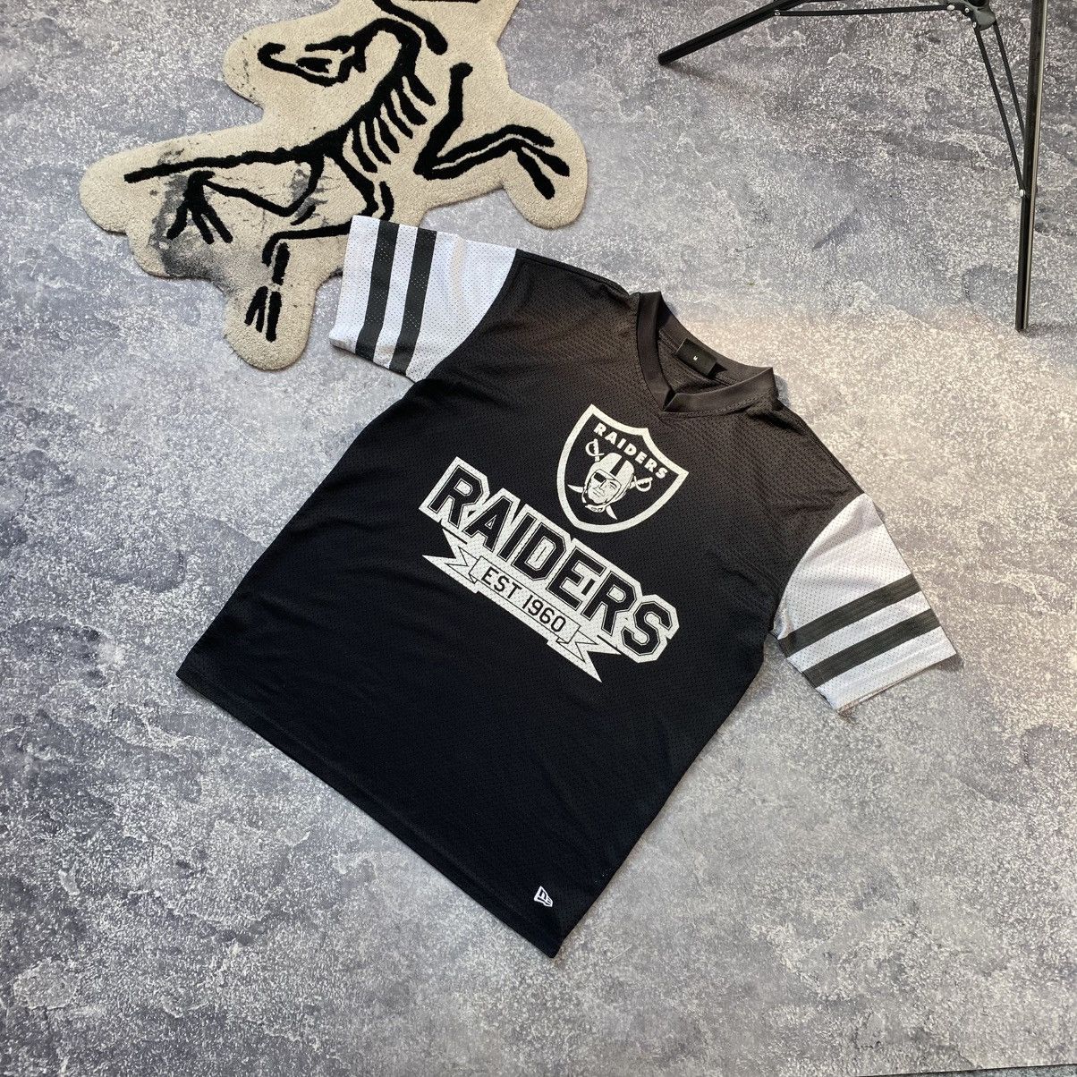 NFL × New Era Vintage New Era NFL Raiders Big logo rare jersey Size US M / EU 48-50 / 2 - 1 Thumbnail