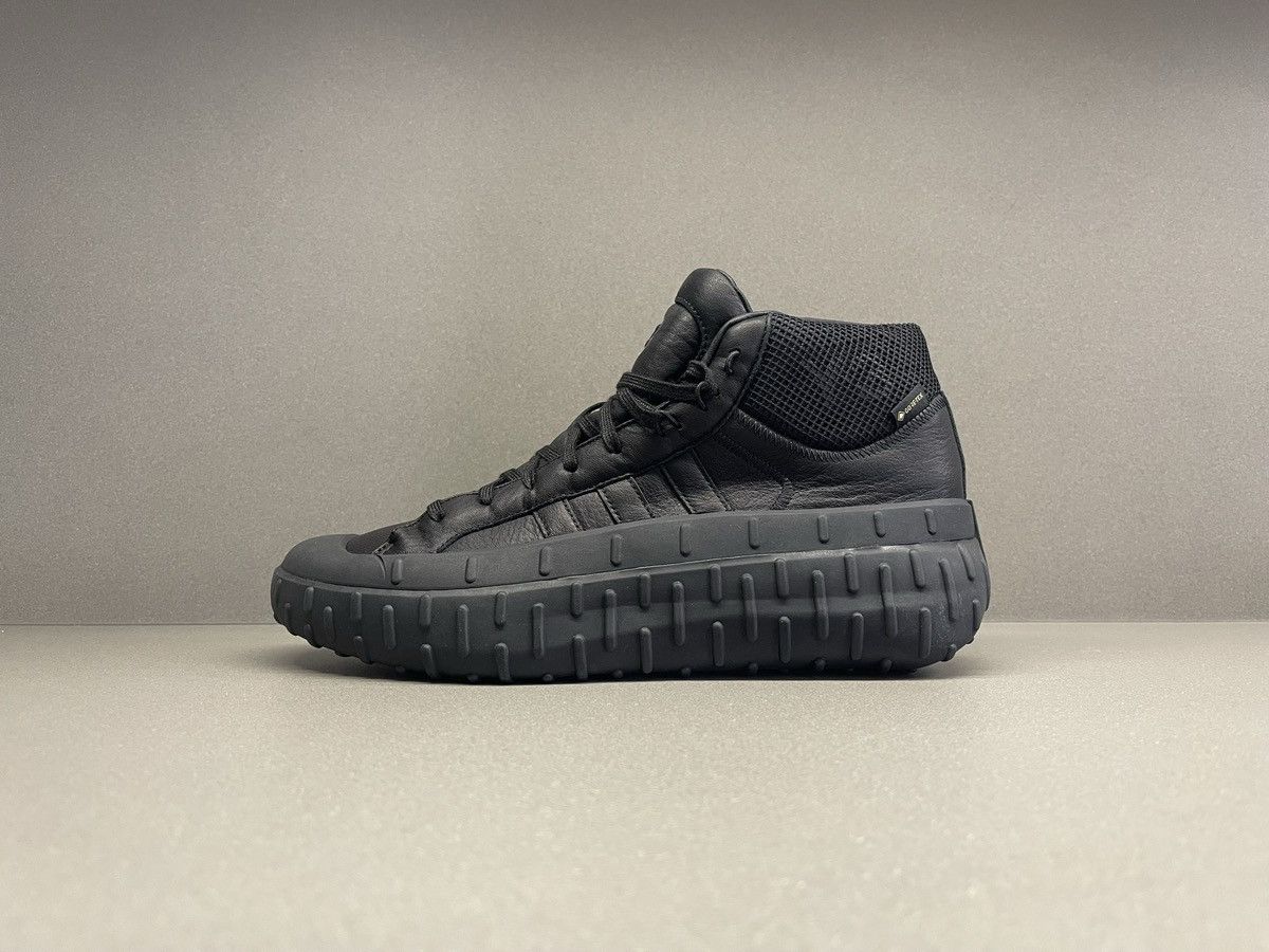 Adidas Adidas Y-3 GR.1P High GTX Triple Black Size US 8 / EU 41 - 5 Thumbnail