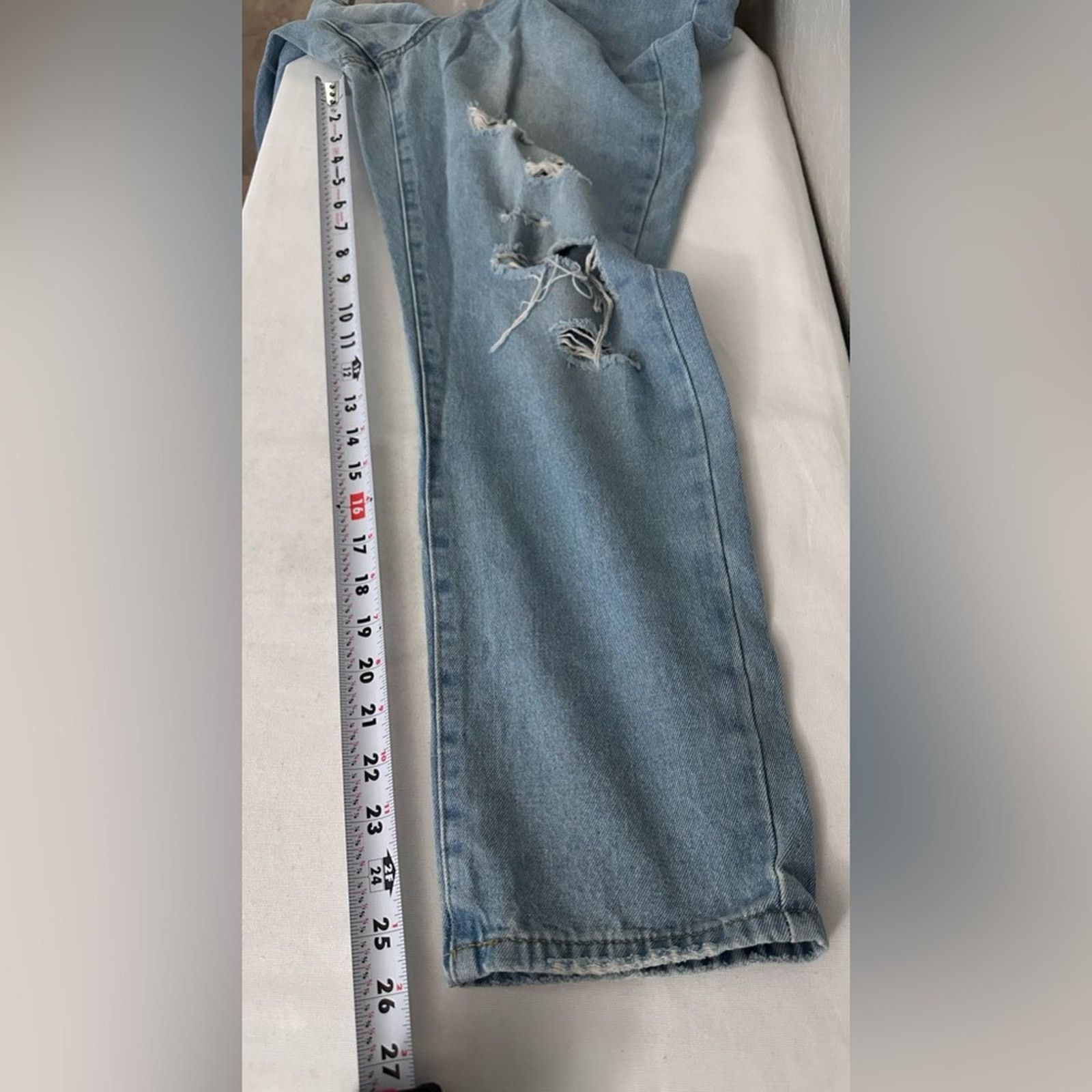 BLANKNYC BLANKNYC The Madison Crop Distressed Jeans Womens Size 30 Size 30" / US 8 / IT 44 - 11 Thumbnail
