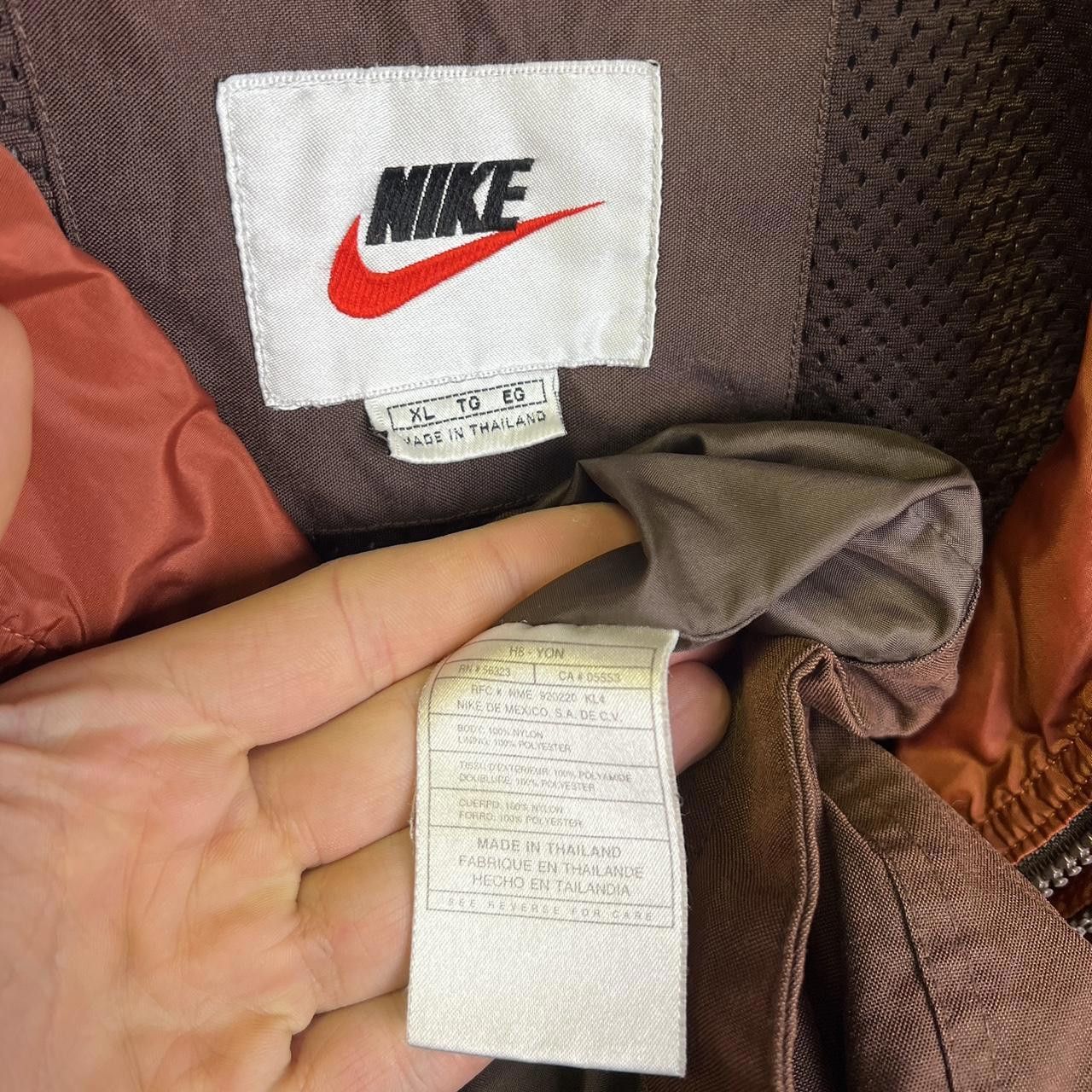 Nike 90s Nike Men's Brown Hooded Jacket with Reflective Stripe Size US XL / EU 56 / 4 - 6 Thumbnail