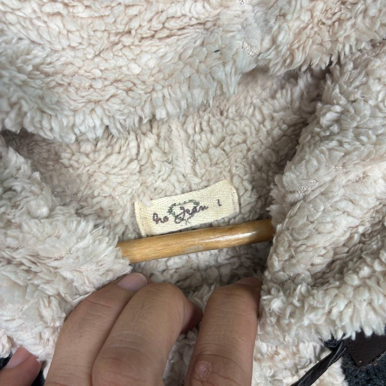 Japanese Brand Japanese Ho Jean Faux Fur Hooded Poncho Capes Cloak L Size US L / EU 52-54 / 3 - 7 Thumbnail