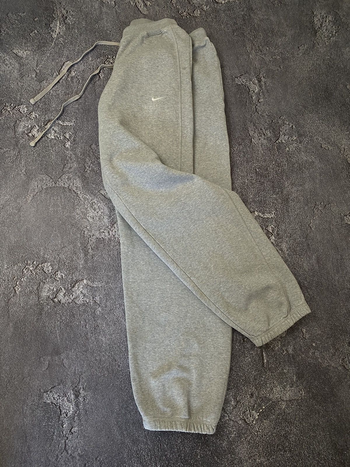Nike Crazy Baggy Vintage Nike Sweatpants 90s Y2K Size US 34 / EU 50 - 2 Thumbnail