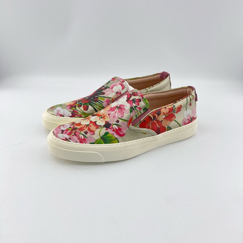 Gucci Gucci Floral Slip-On Sneakers in Vibrant Colors 0079 Size US 5.5 / EU 38 - 1 Thumbnail