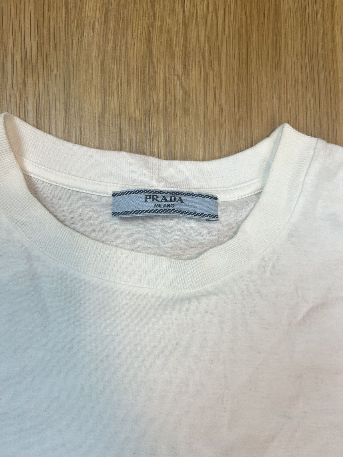 Prada Prada Nylon pocket logo t shirt 2020 Size M / US 6-8 / IT 42-44 - 3 Thumbnail