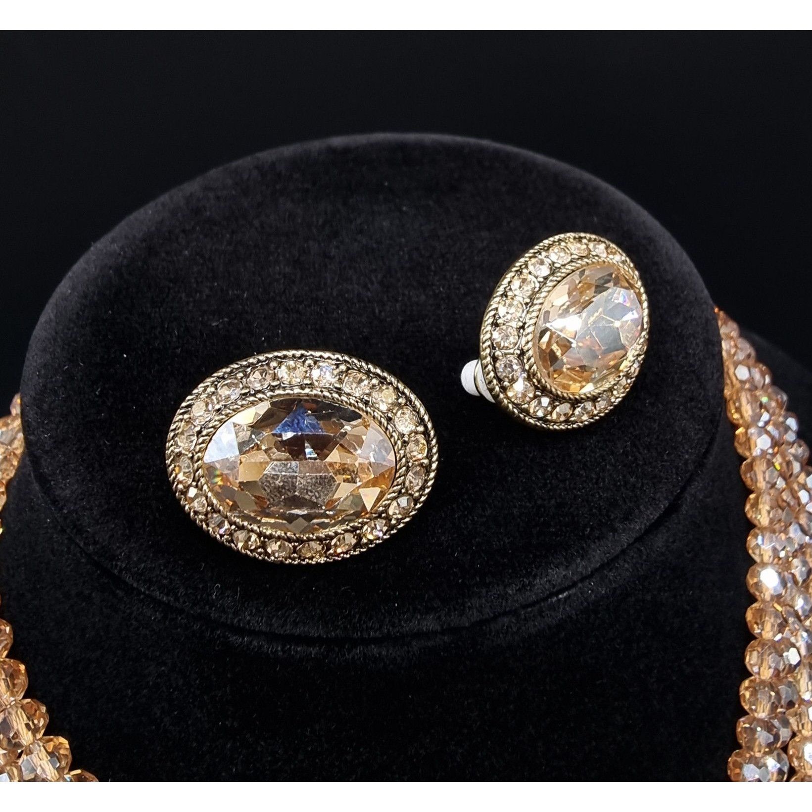 Vintage Heidi Daus Multi-Strand Crystal Necklace & Matching Oval Ear Size ONE SIZE - 4 Thumbnail