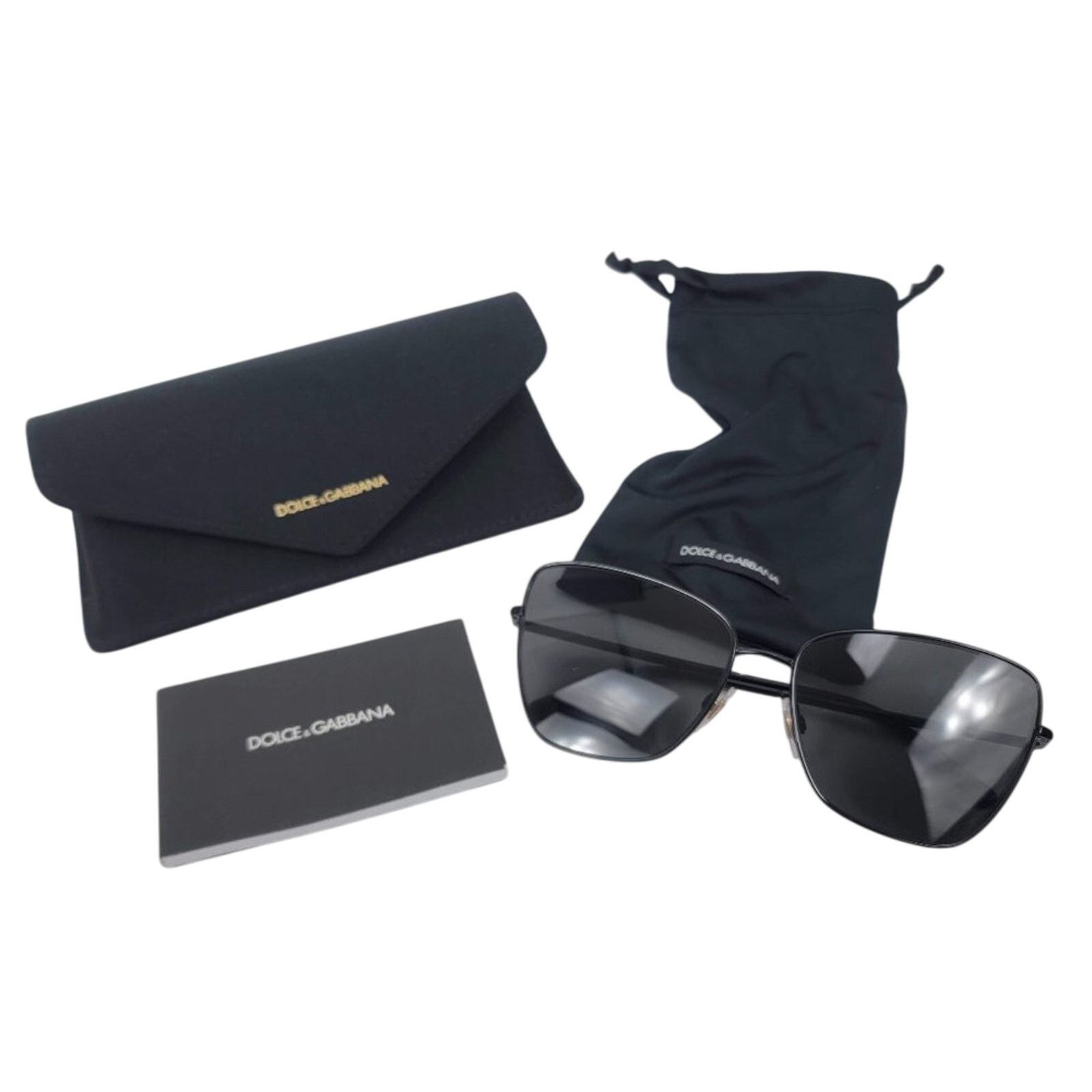 NEW Dolce & Gabbana Semi Cat Eye Sunglasses Black Mirrored Size 66,12 NWB Dolce & Gabbana semi cat eye sunglasses black 66,12 main image 4
