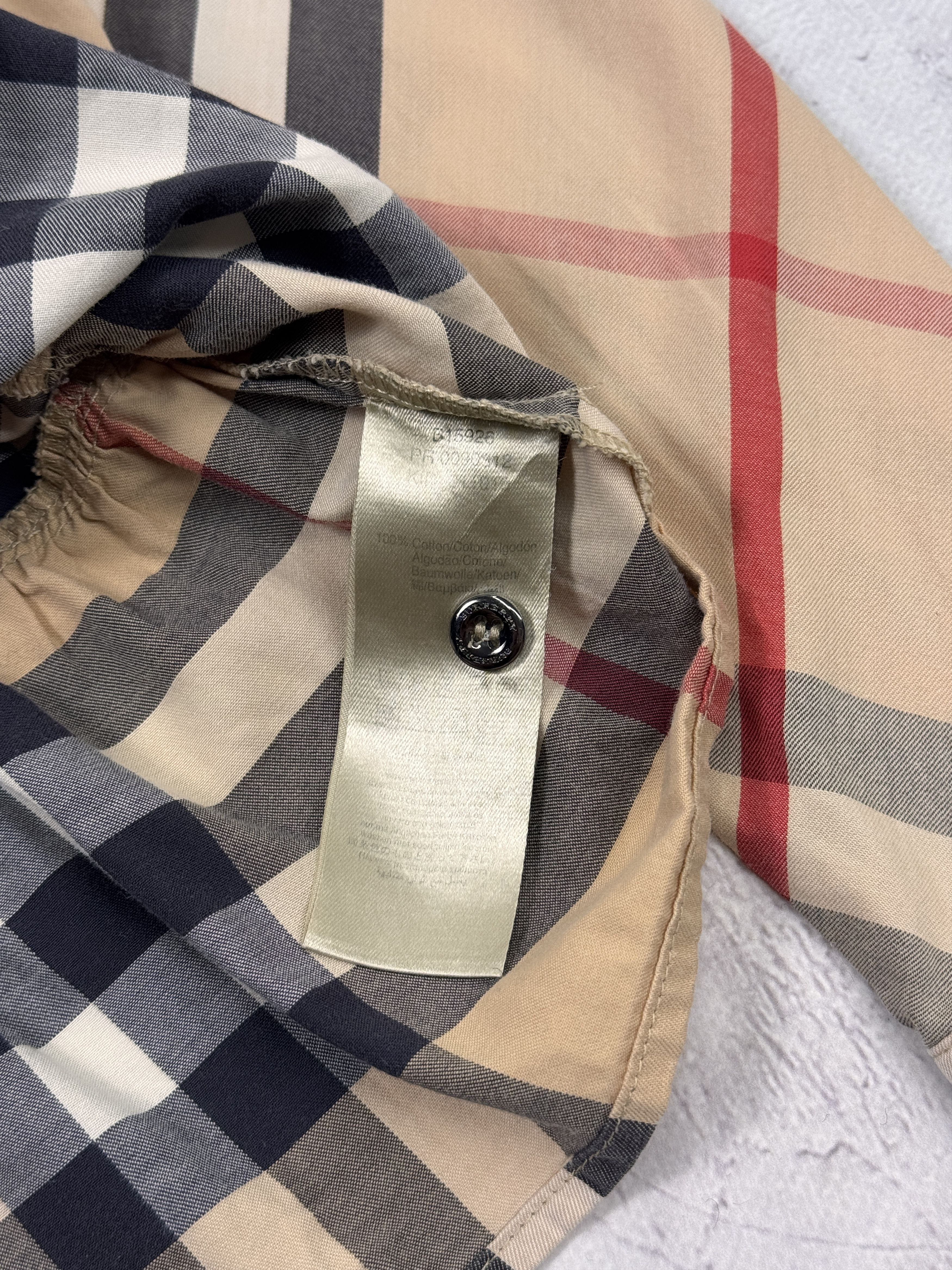Burberry Burberry Shirt Nova Check Pattern Long Sleeve Girls Kids Size US XXS / EU 40 - 19 Thumbnail